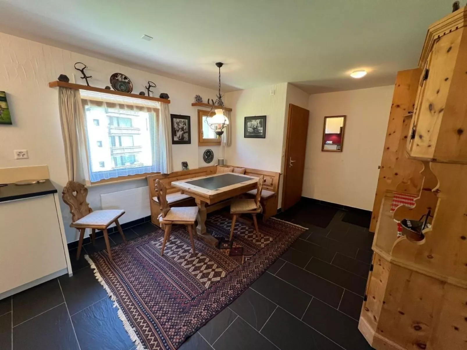 Chesa Calderas-Binnen