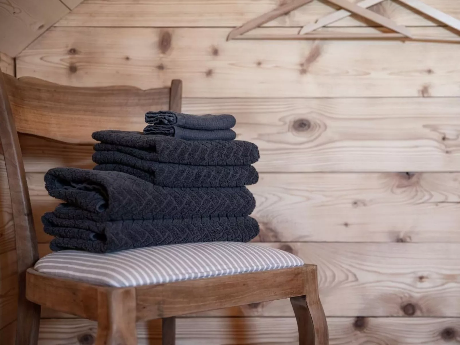 SPYCHER WEGGIS-Binnen