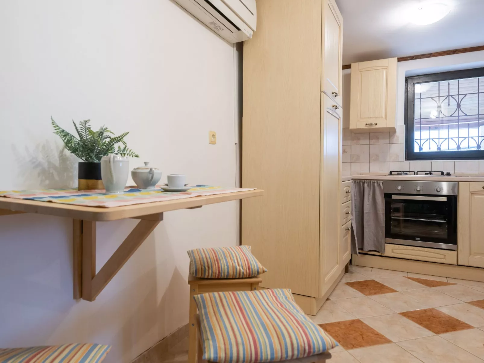 Studio apartment Larca-Binnen
