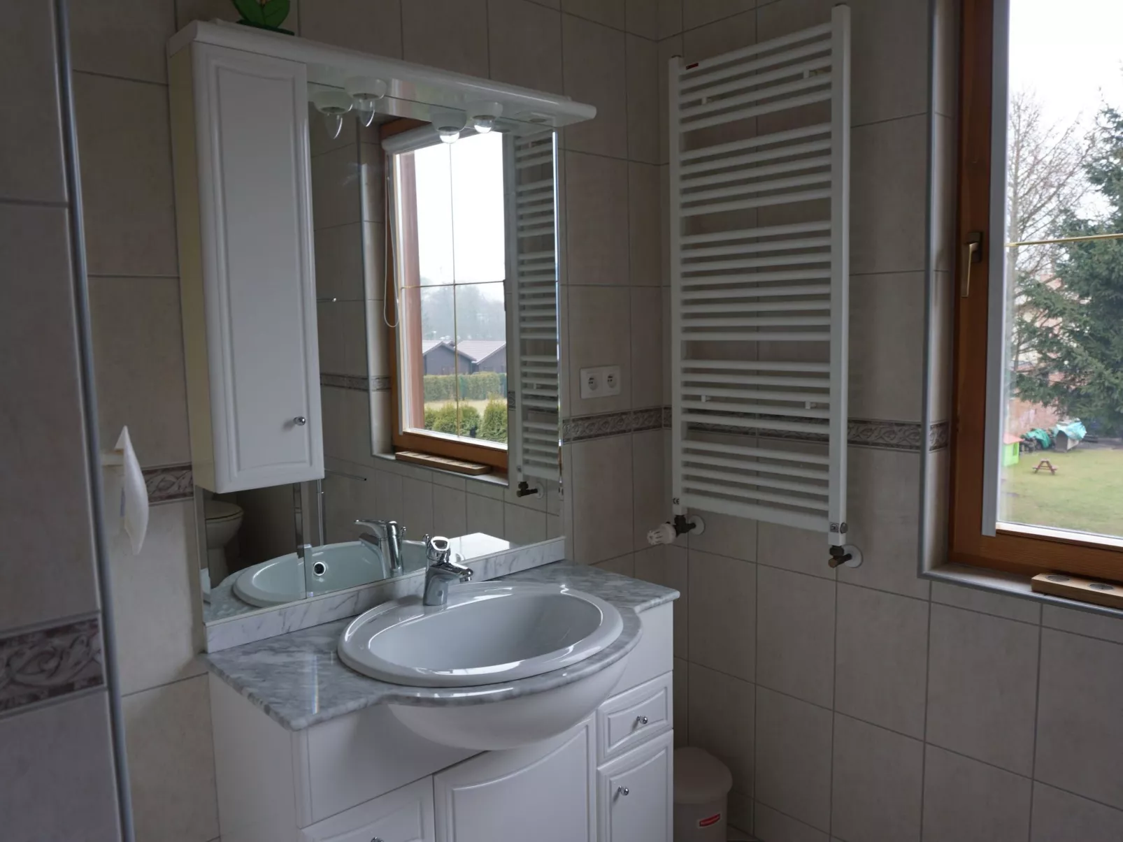 Für max. 6 Personen einschließlich 2 Kinder-Image-tags.info