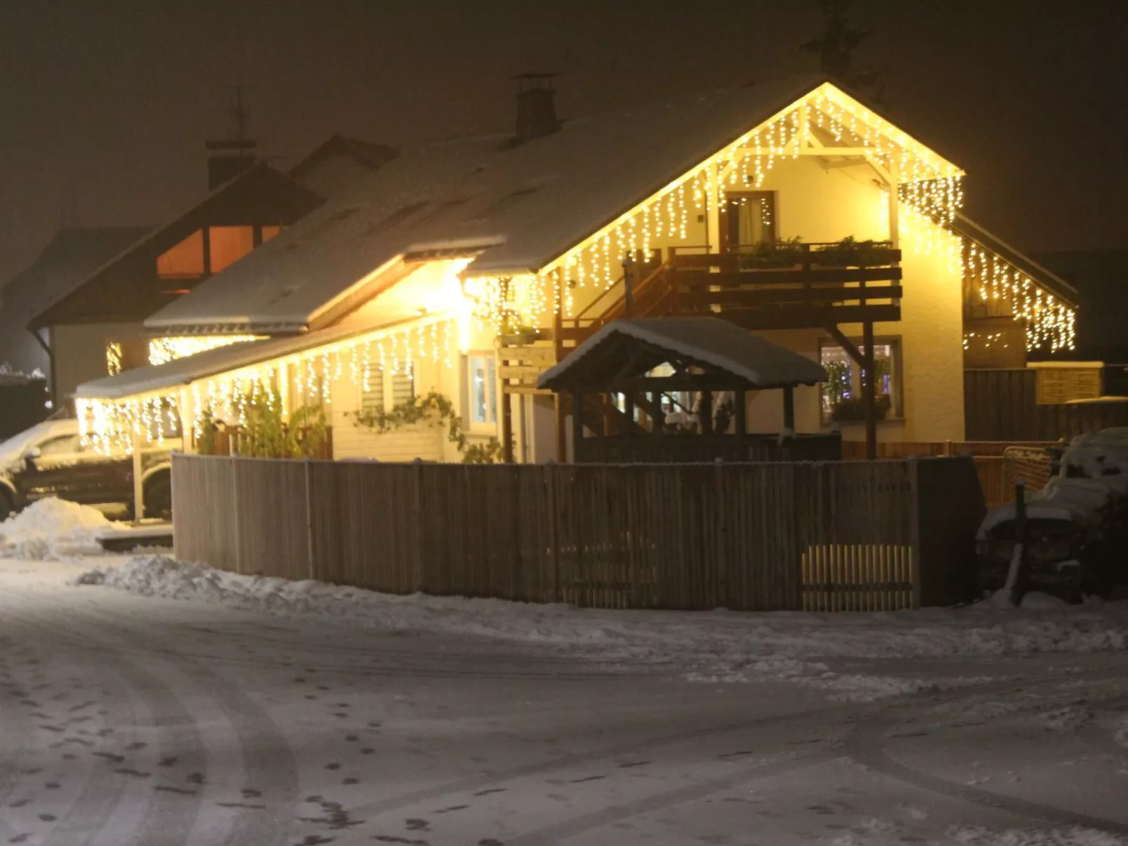 Haus Maria Hochschwarzwald, Garten umzäunt, Wald-Buiten