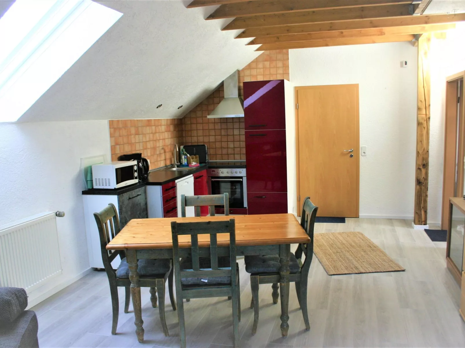 Helle Ferienwohnung in Mehren mit Eigenem Garten-Binnen