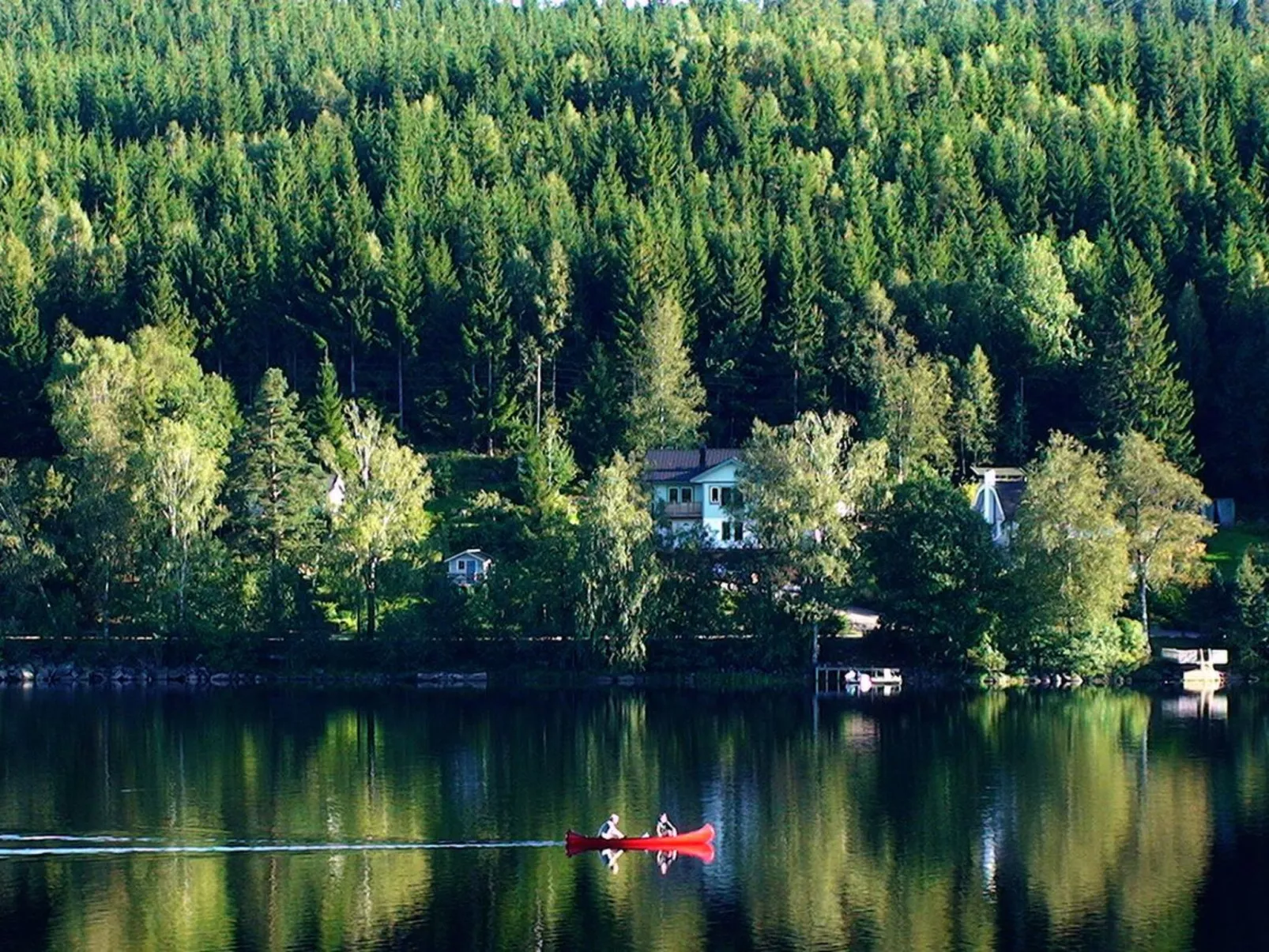 Schwedisches Glück, zwischen Wäldern und einem See-Buiten