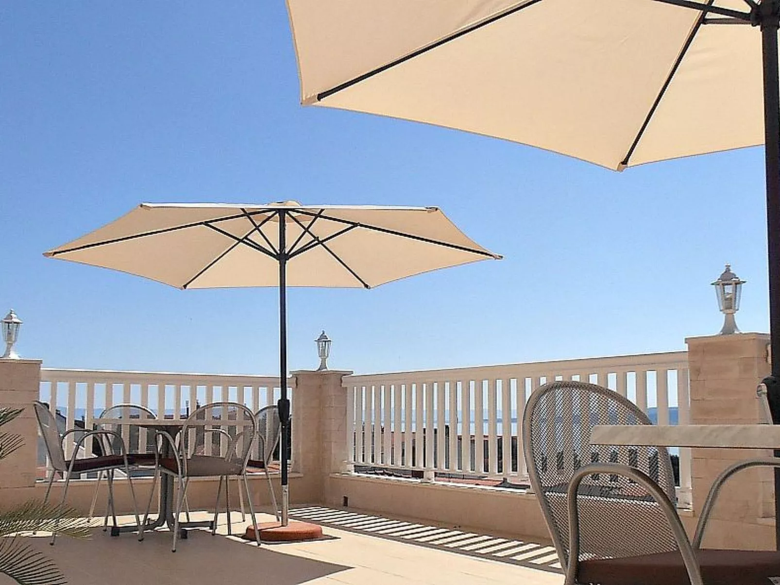 Strandnahe Ferienwohnung mit tollem Ausblick-Binnen