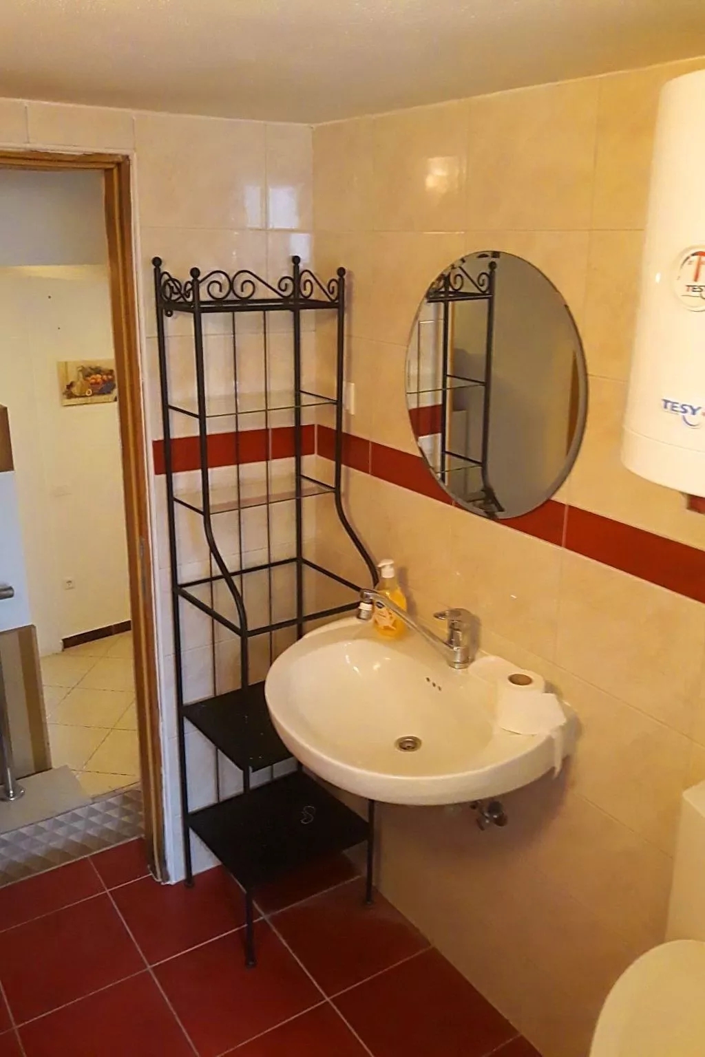 Für 2 Personen  + 1 Kind ca. 40 m&sup2; in Zubovici, Adriaküste Kroatien (Kroat-Image-tags.info