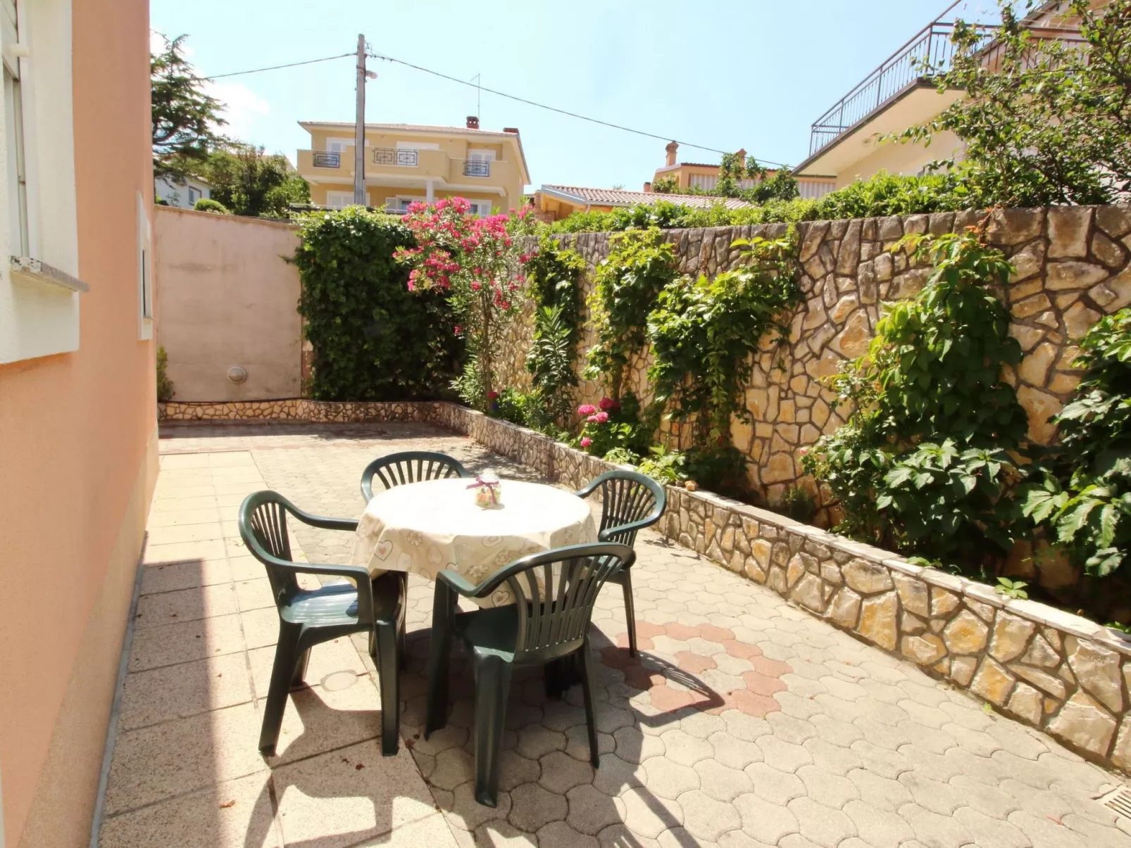 Apartment Radosna-Binnen