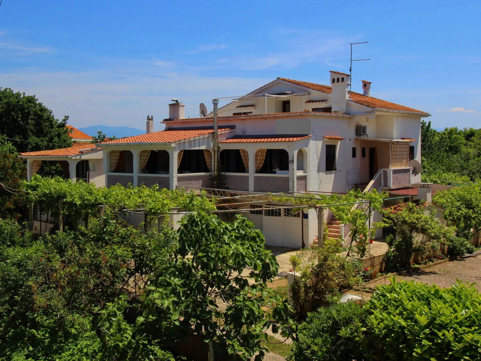 Apartment Srdoc-Binnen