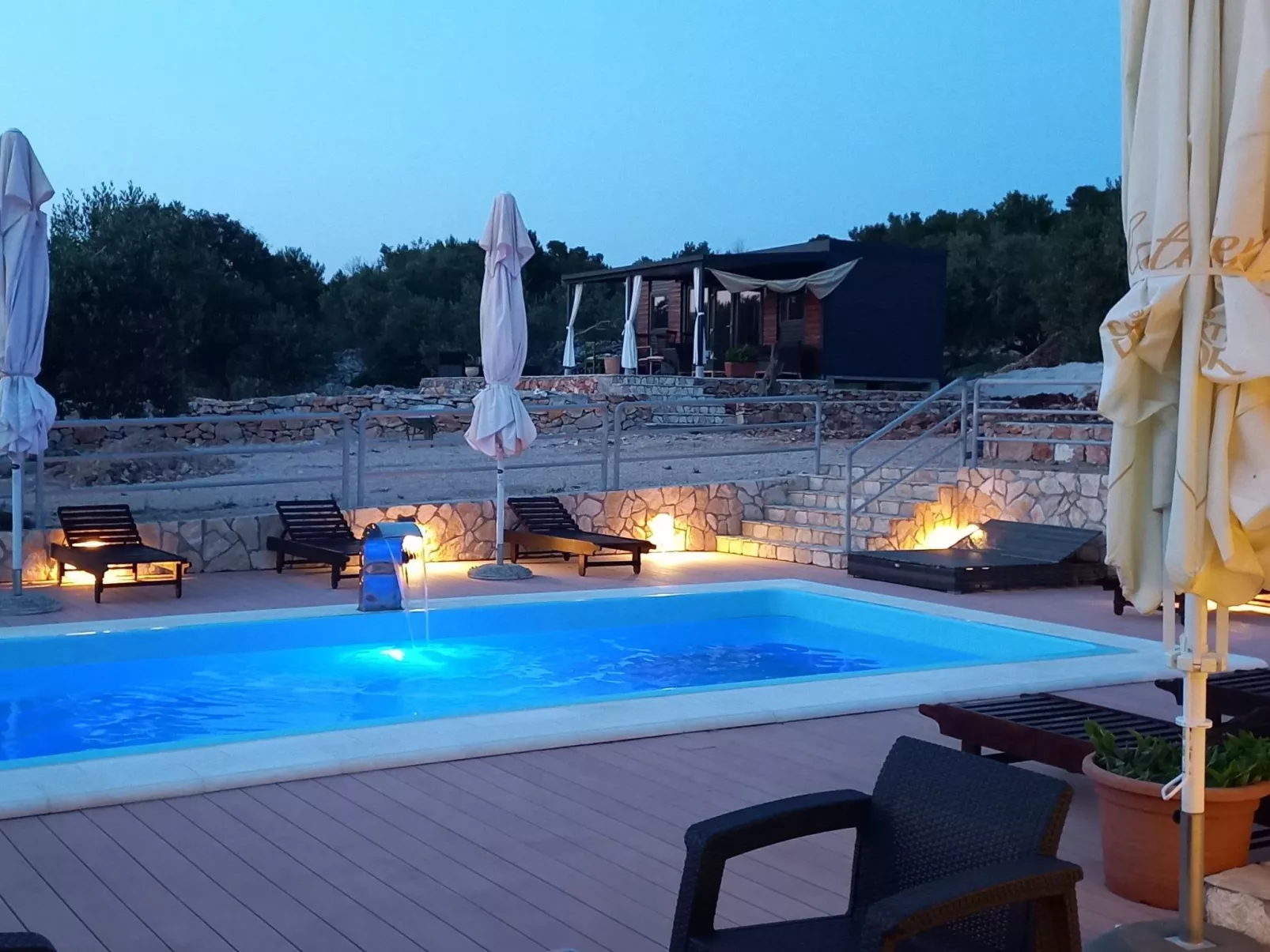 Strandhaus Sofia - Ferienanlage Bain, Žut - Kornati-Buiten