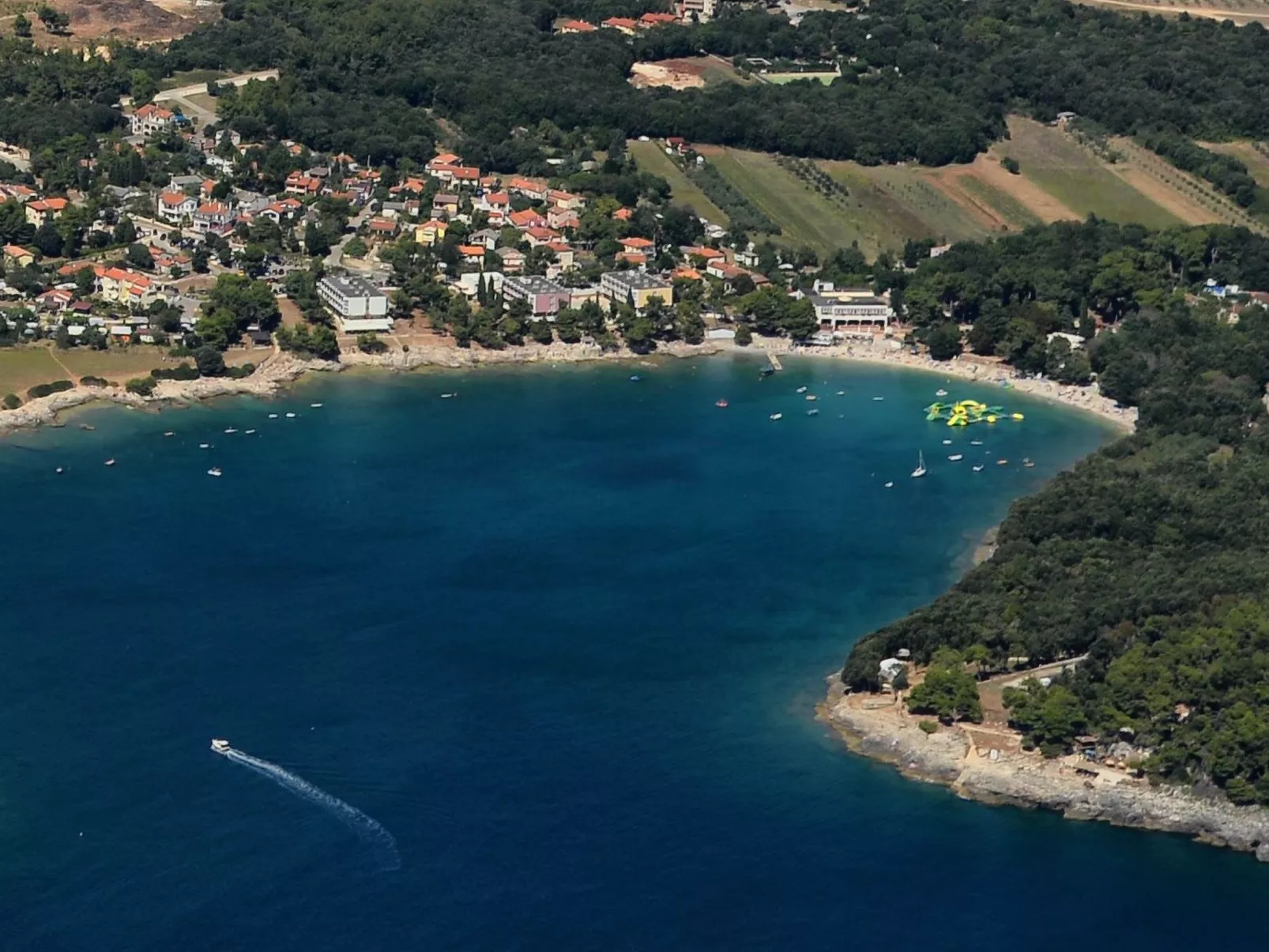 Geräumige Wohnung in der Nähe von Meer und Strand-Binnen