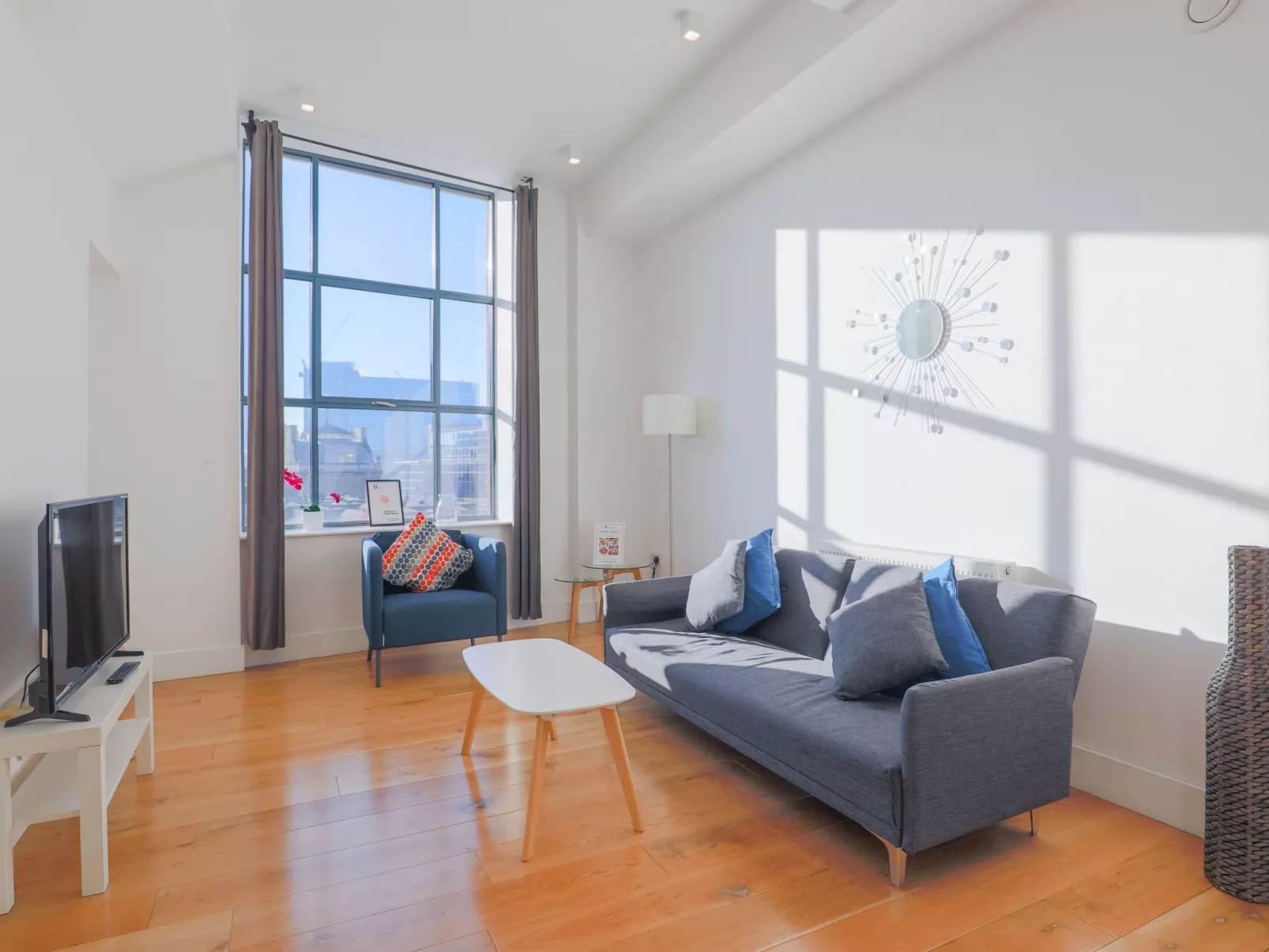 Urban Stay Shard View 2-Bett 2-Bad-Image-tags.info