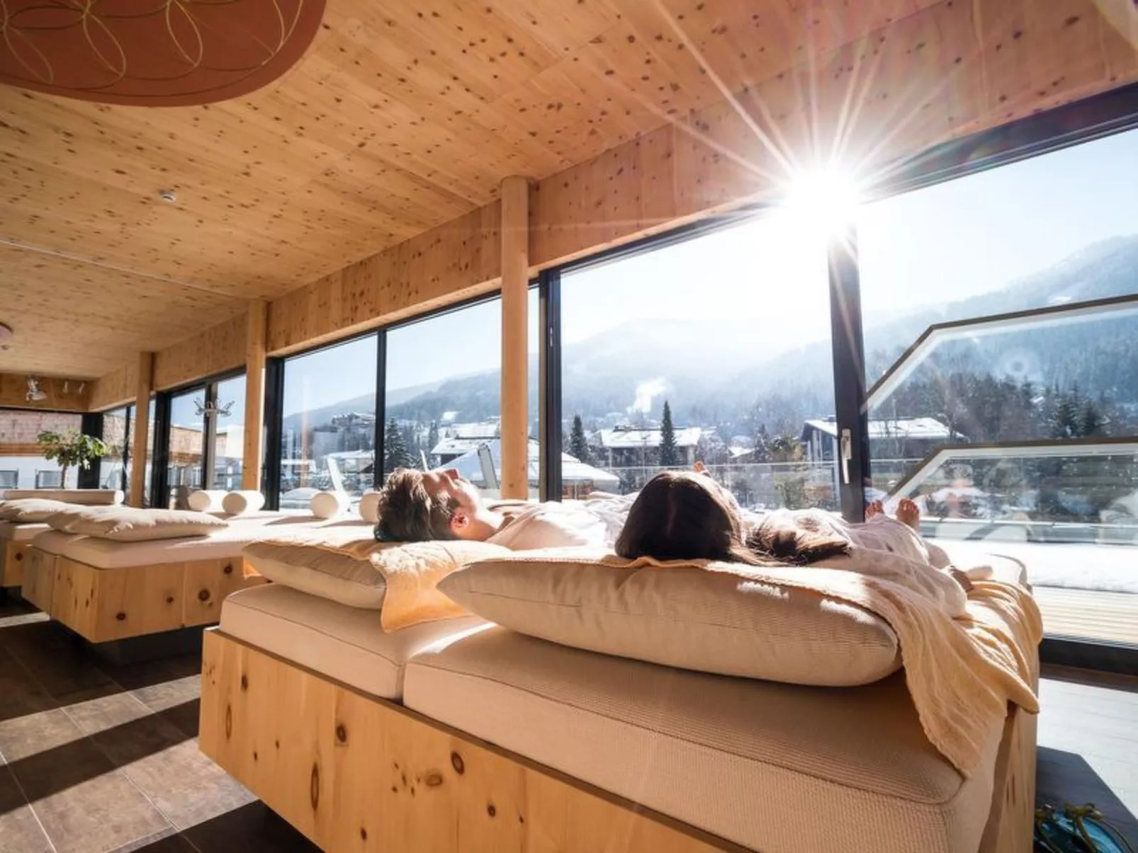 Schwalbennest-Binnen