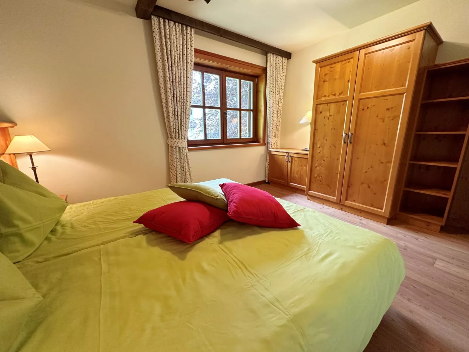 Wasserfal top 2-Binnen