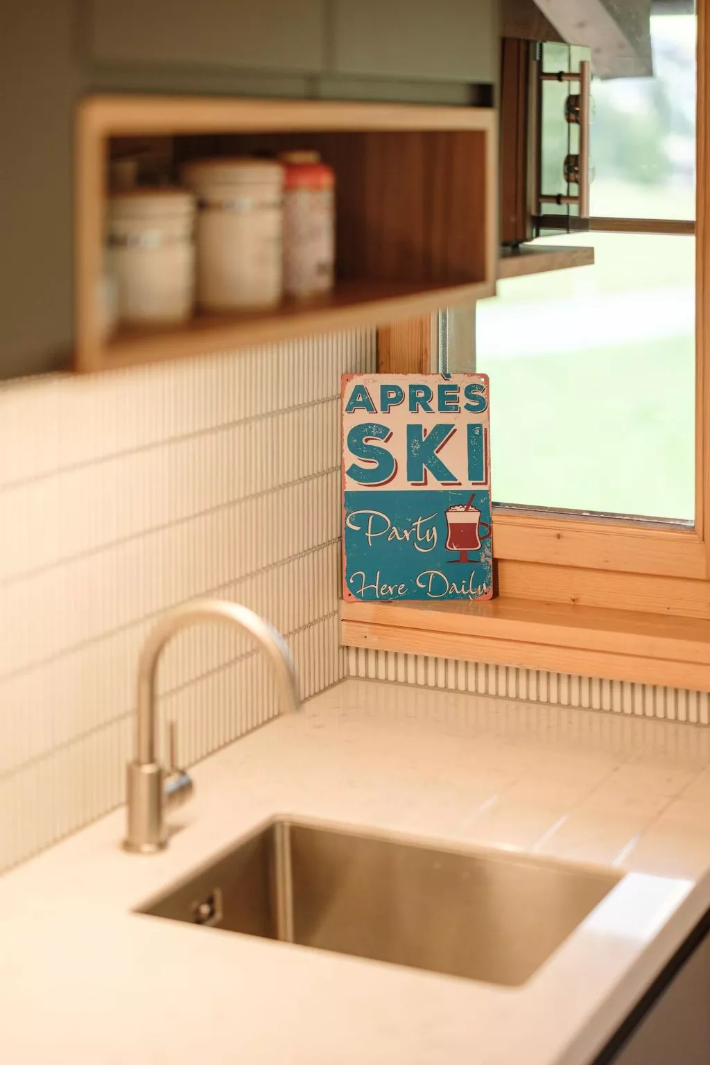 Blue Alpine Lodge-Image-tags.info