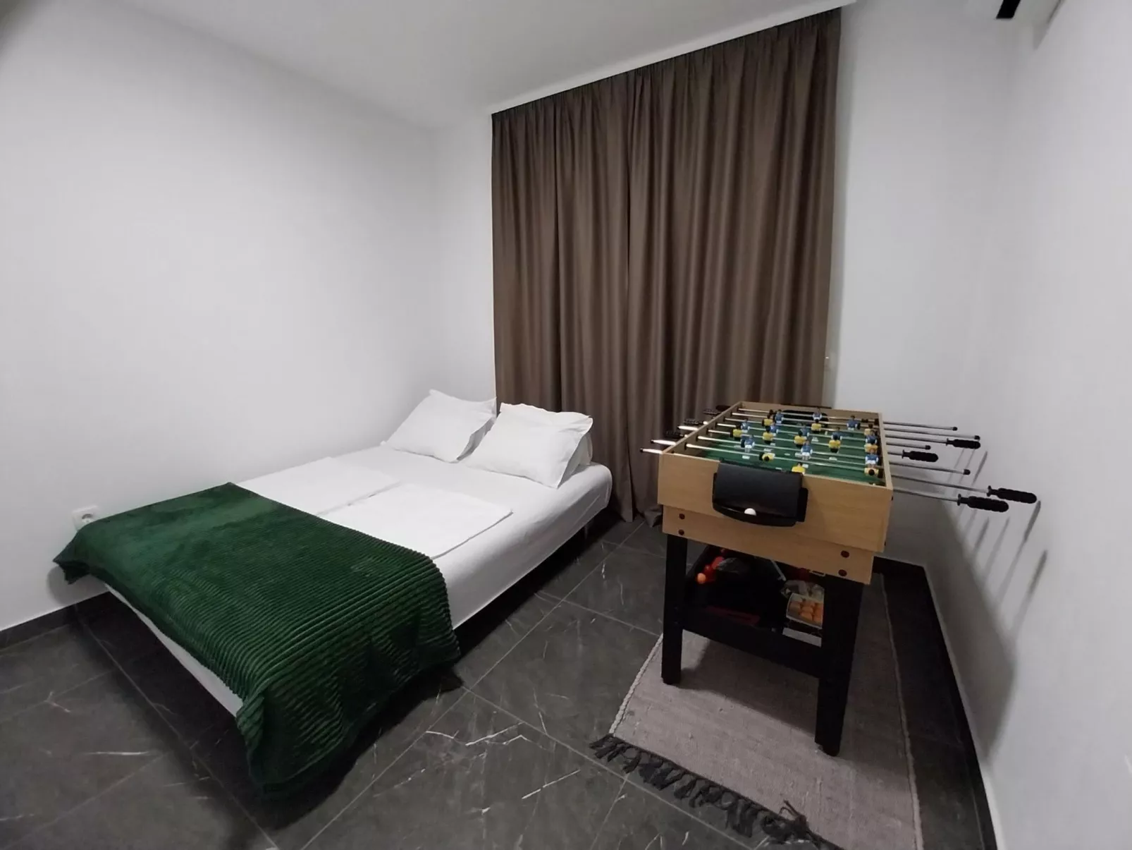 Villa Angelo mit Sauna, Fitnessraum und Pool-Binnen