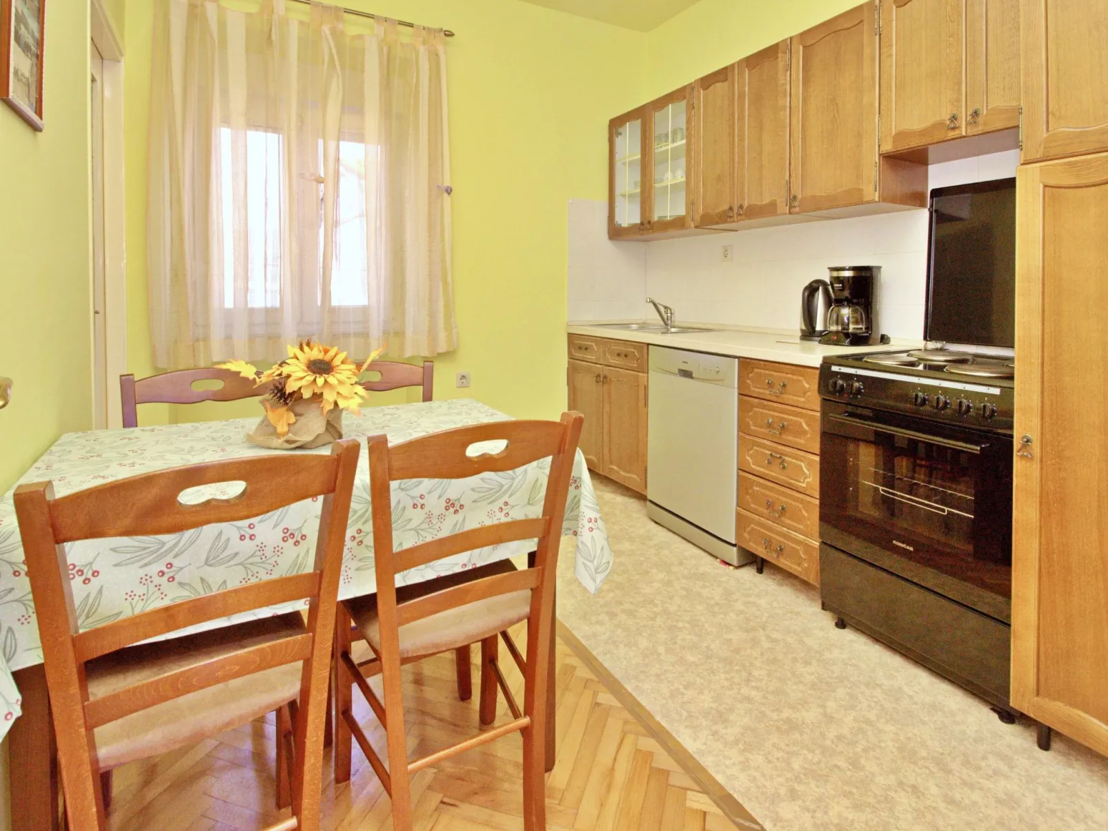 Apartment Radosna-Binnen