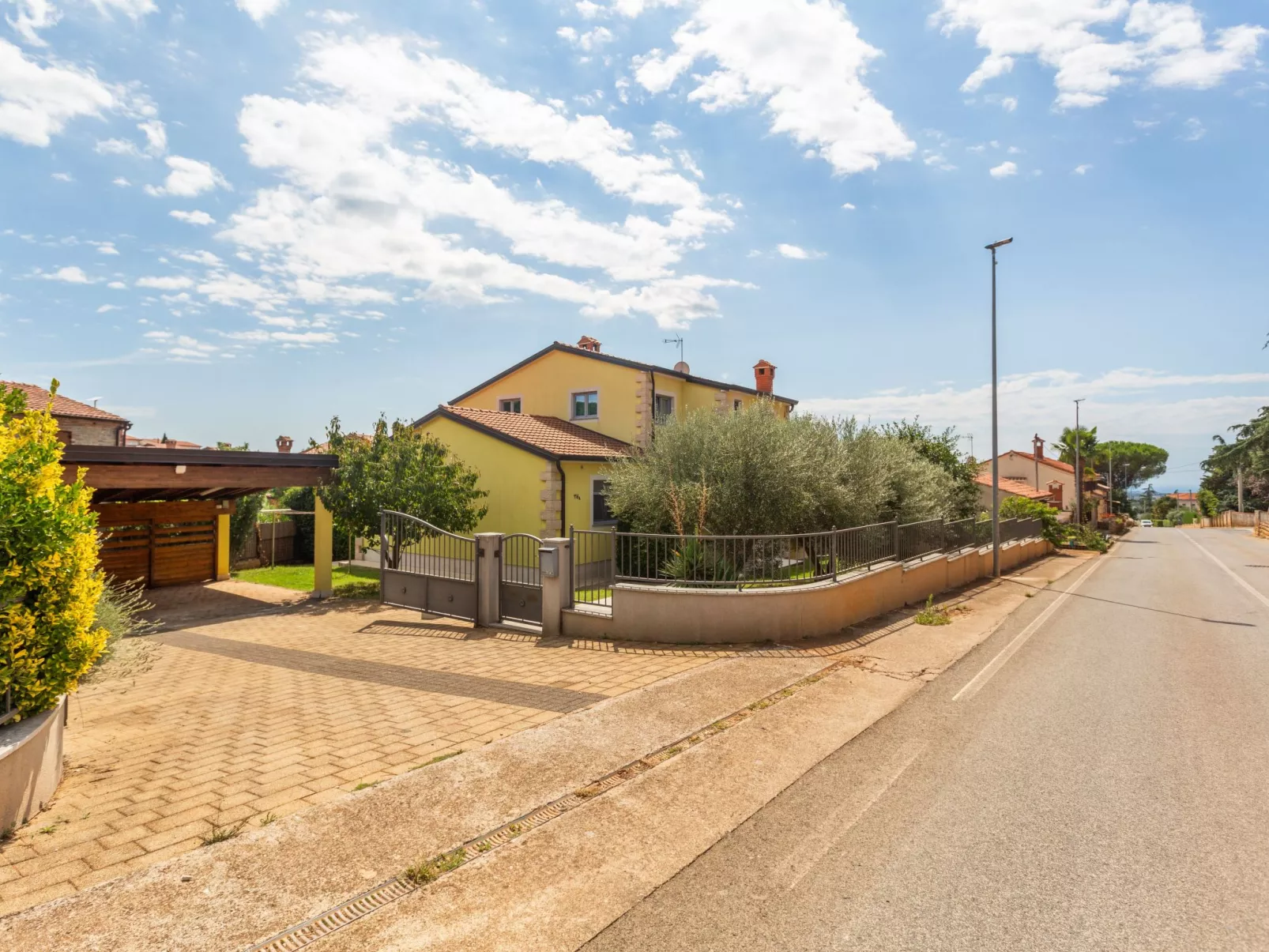 Ferienvilla 'Villa Sandra'-Buiten