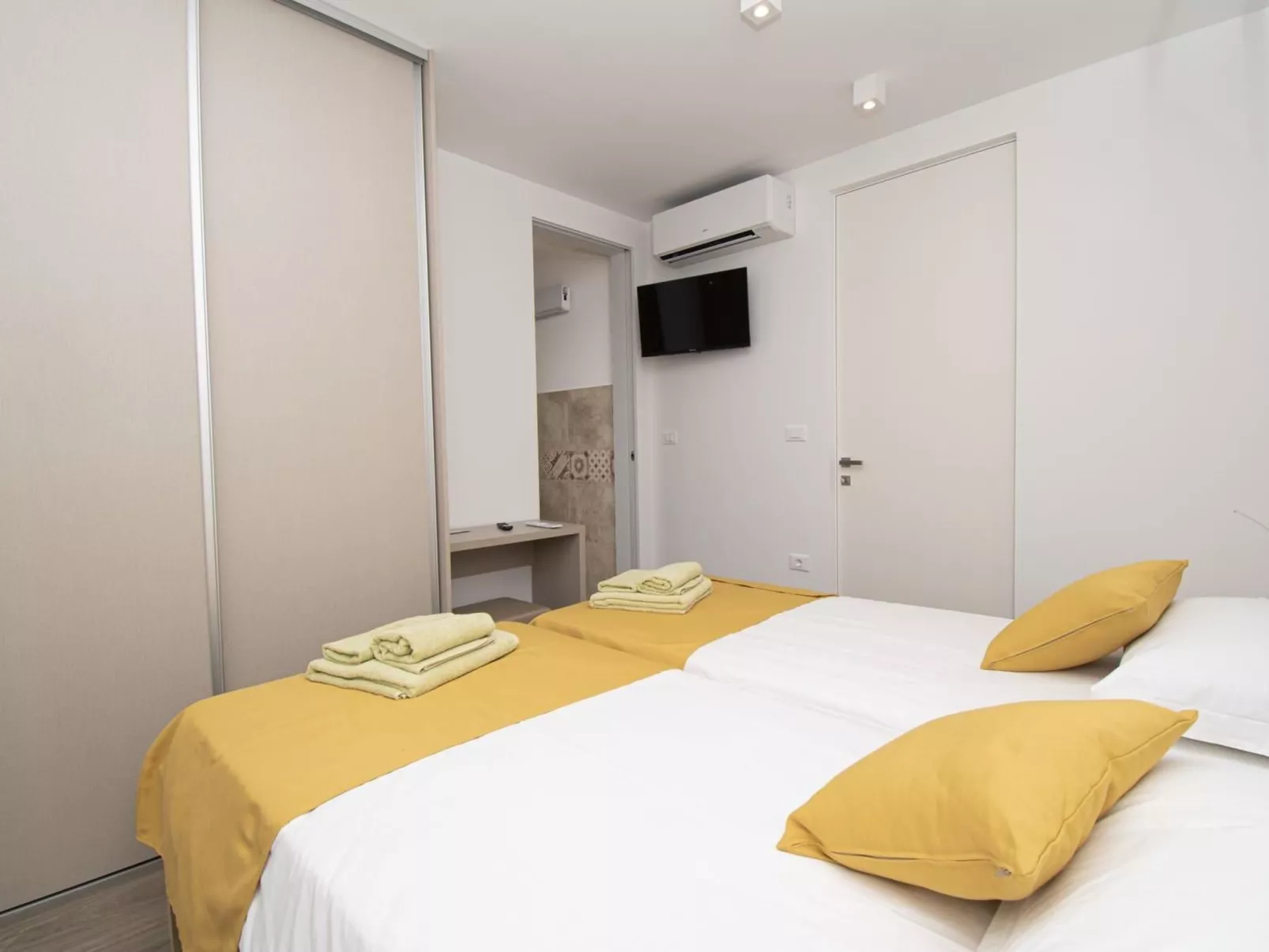 Schöne Villa im Dorf Ližnjan-Binnen