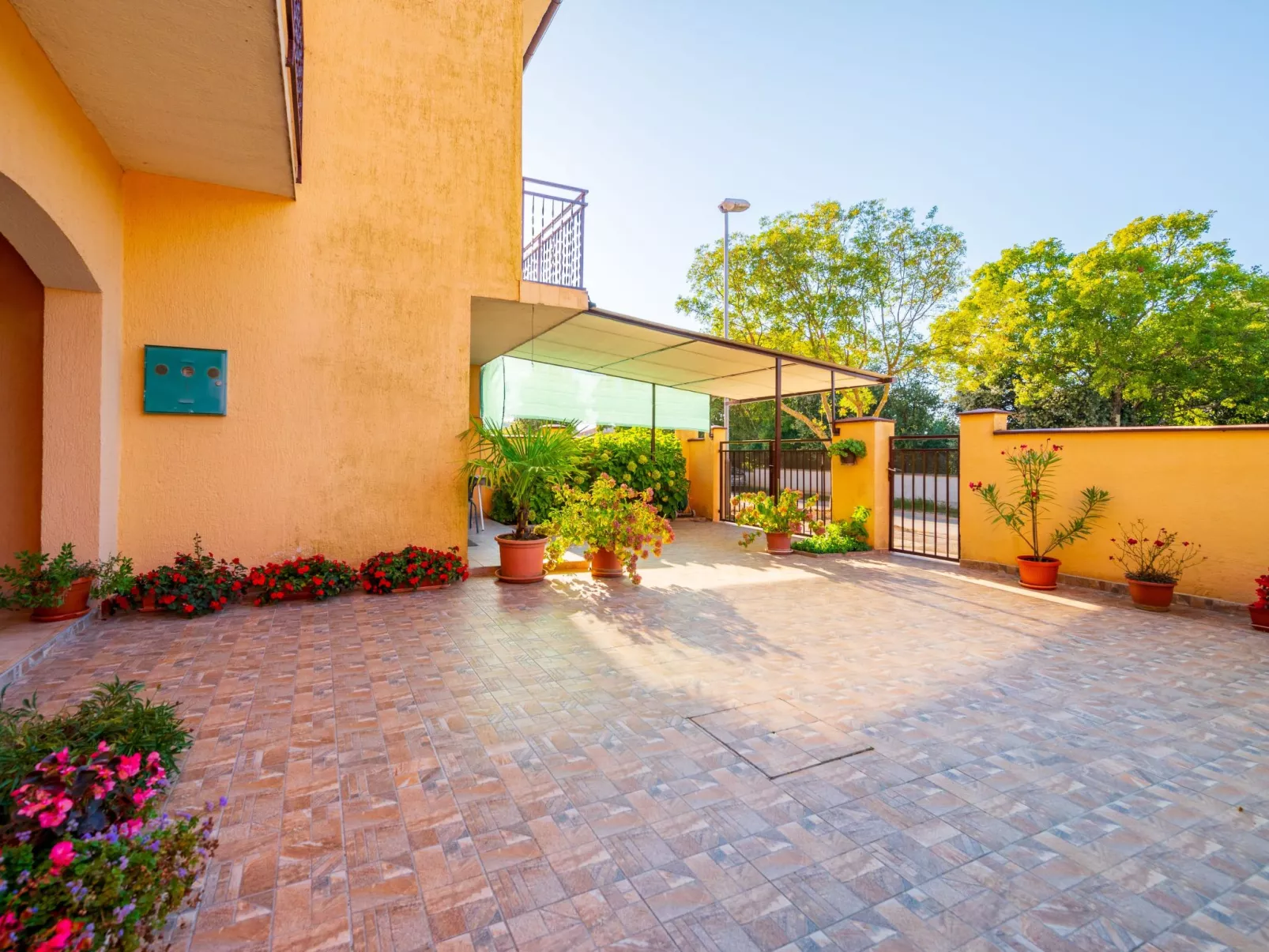 Ruhig gelegene Ferienwohnung 7-Buiten