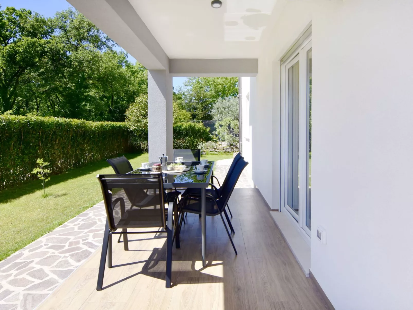 Mares 1-Image-tags.info