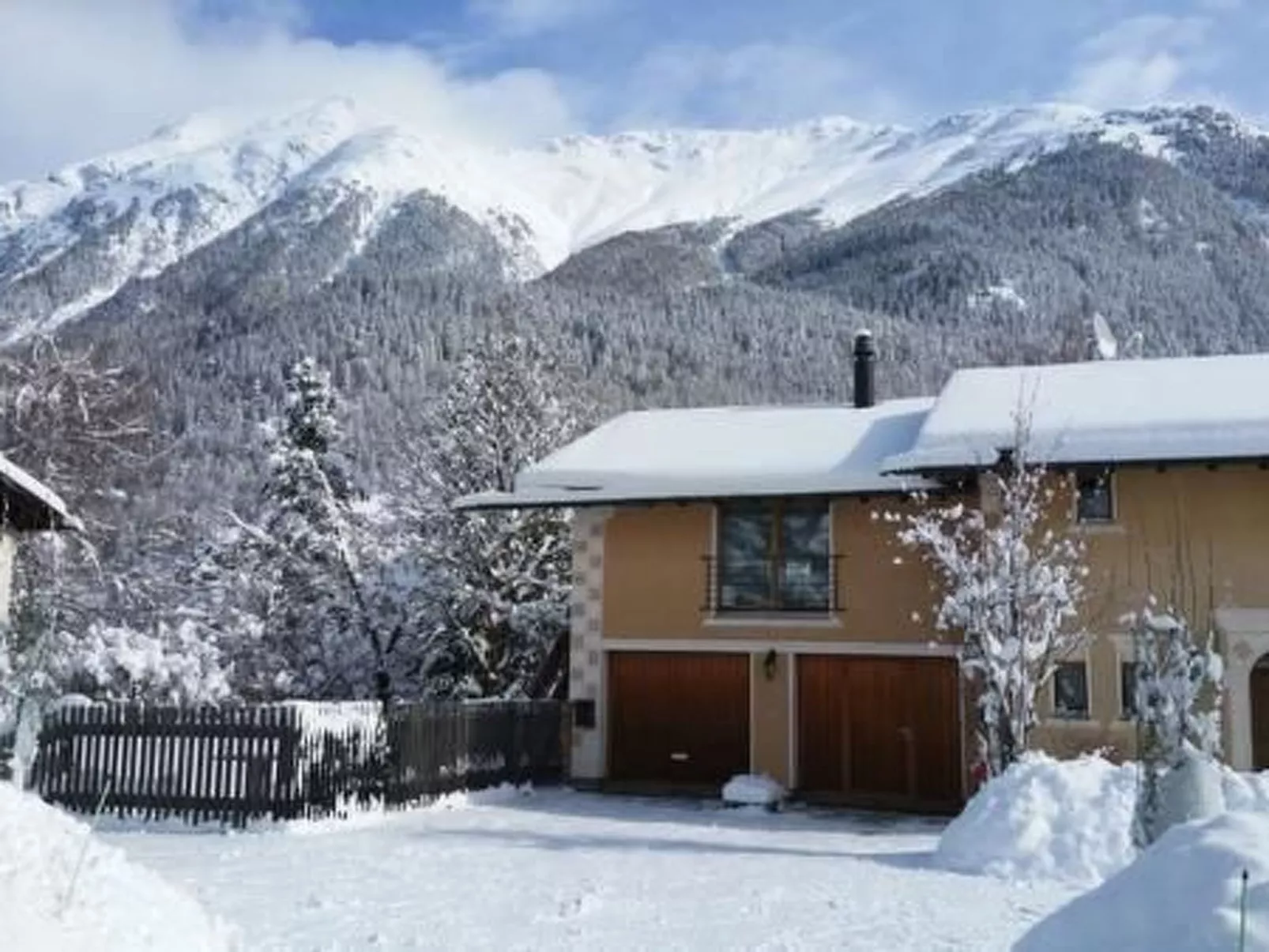 Chasa Suldanella-Buiten