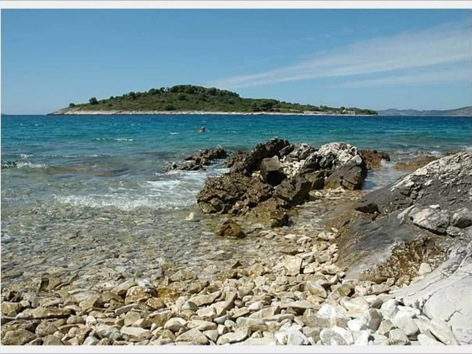 Mit Terrasse und Grill-Buiten