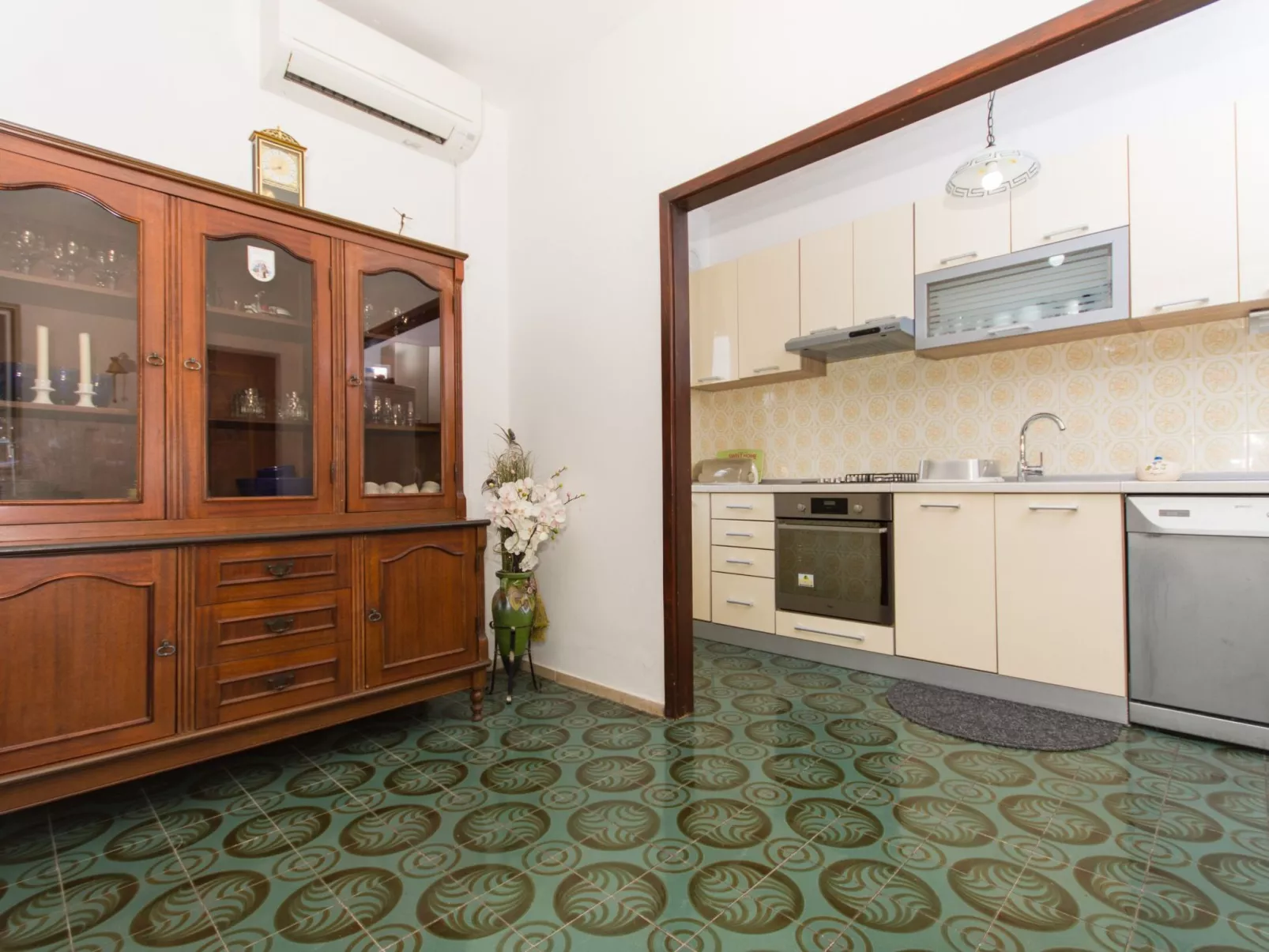 Wohnung "Lorenzo" mit Terrasse-Binnen