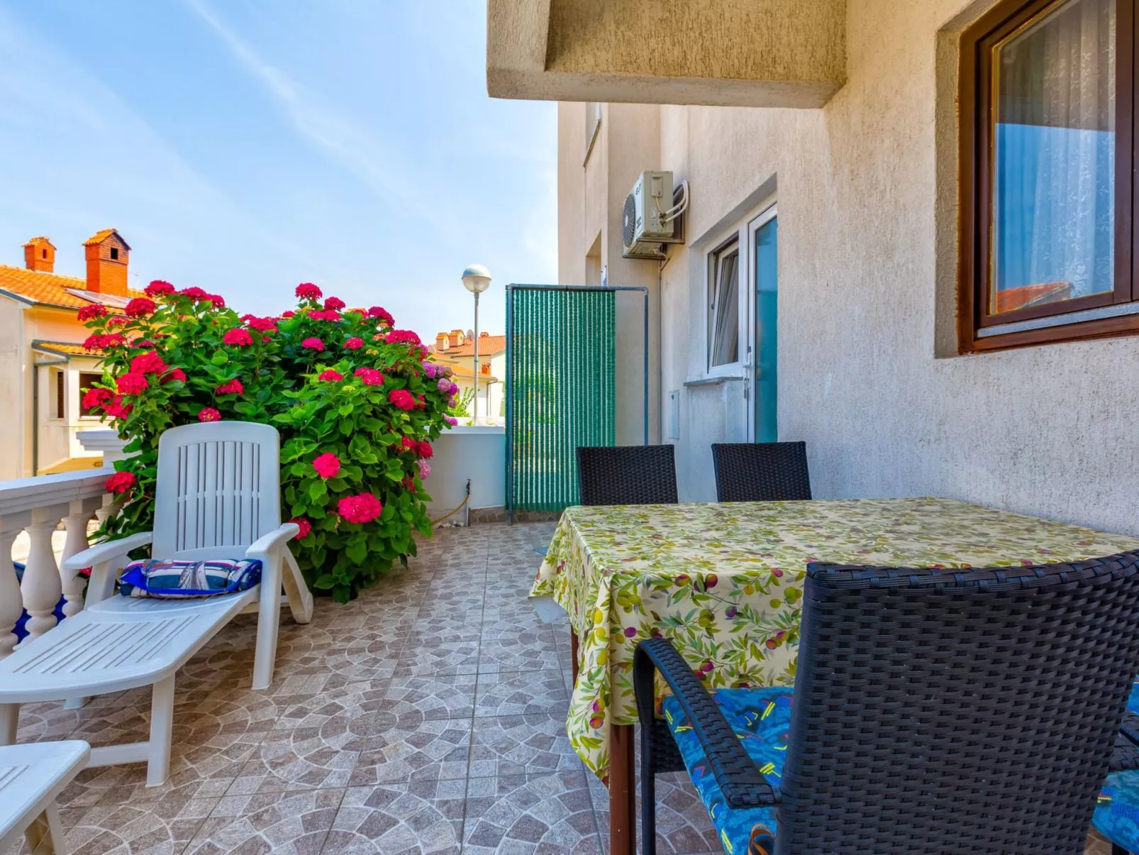 Tolles Appartement Meri 3 mit Grill und Garten-Buiten