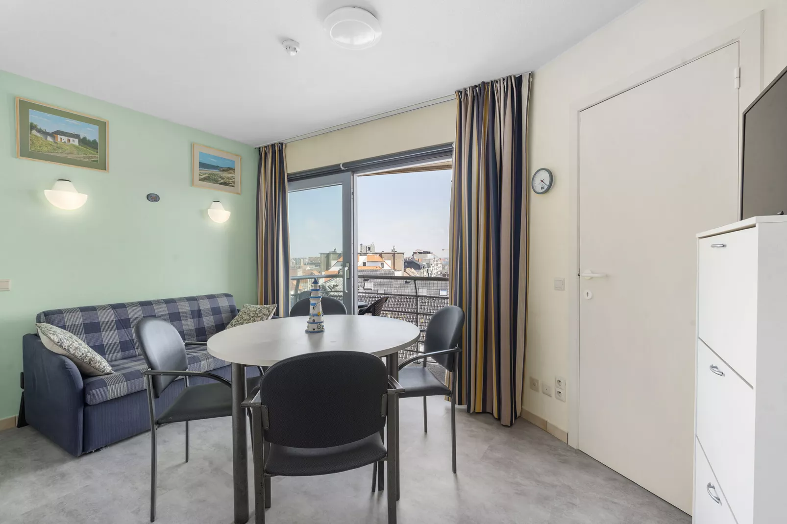 Ocean Suites 714-Woonkamer