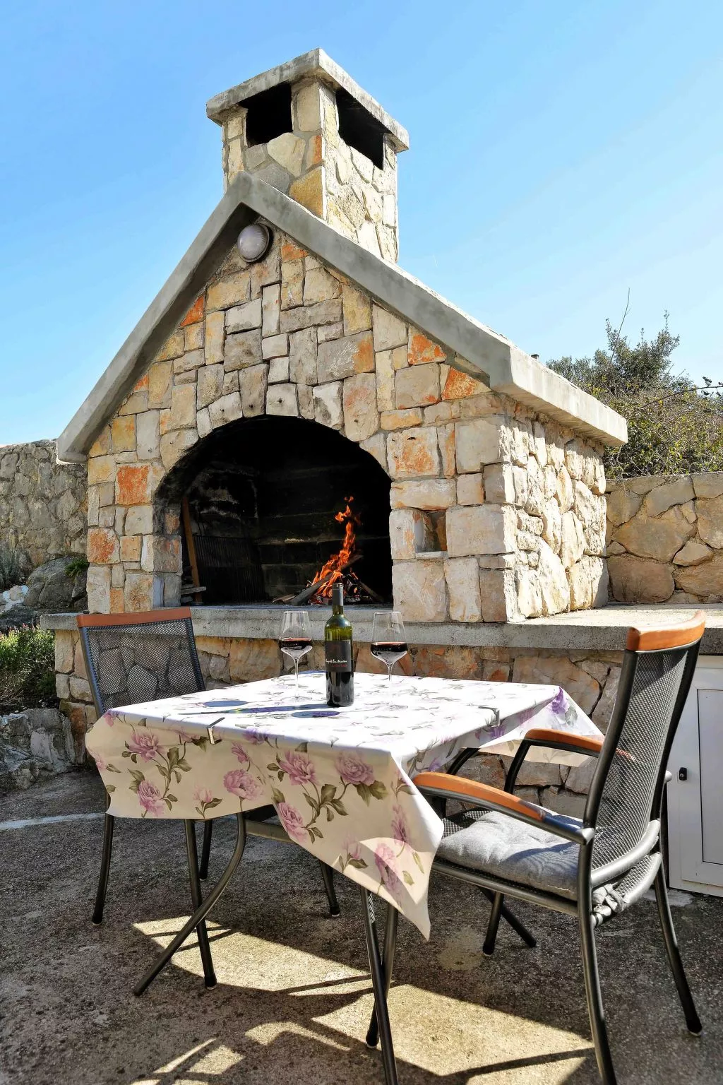 Wohnung Goranka 1-Buiten