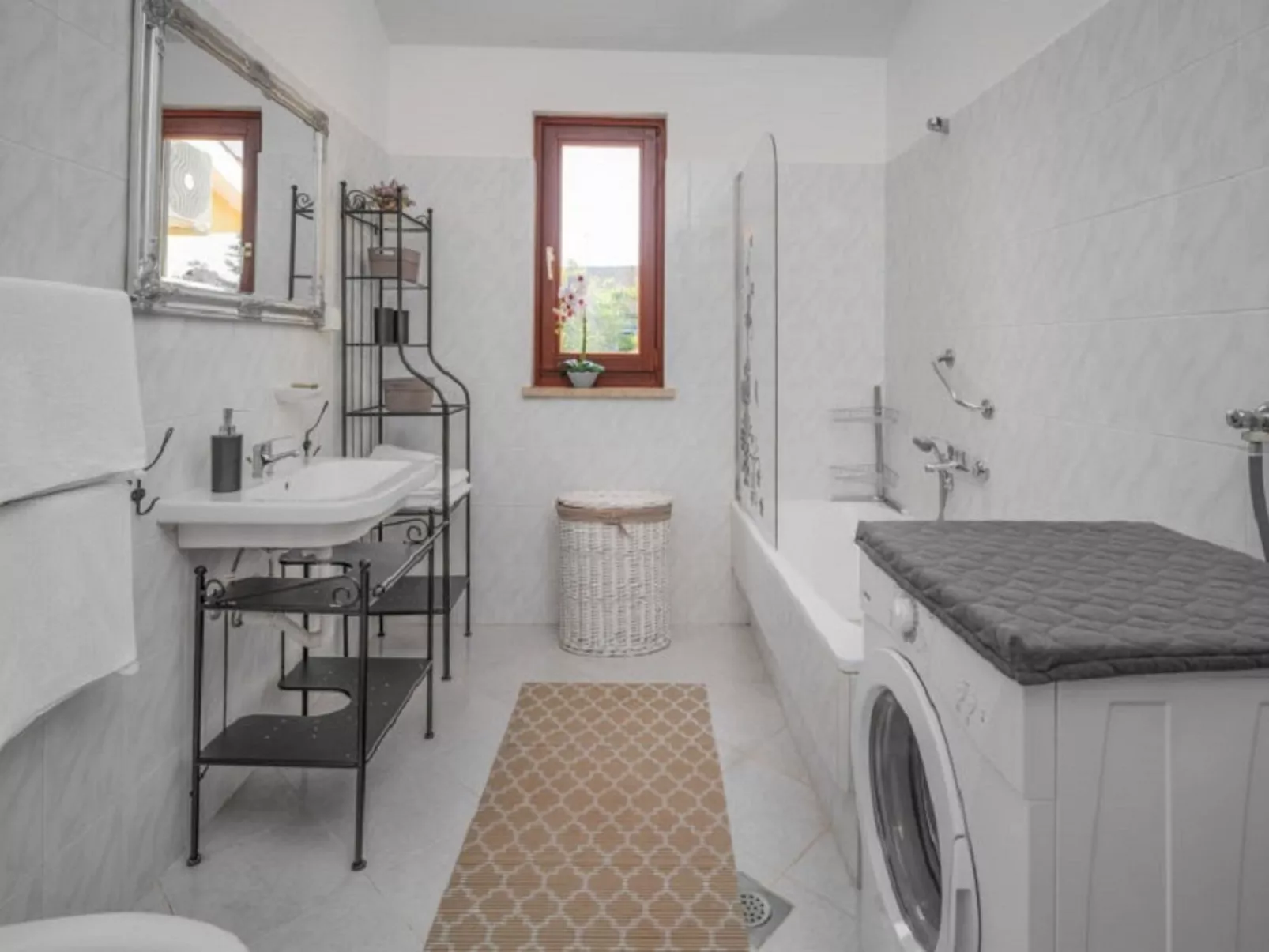 Chiara in Rogivici-Binnen