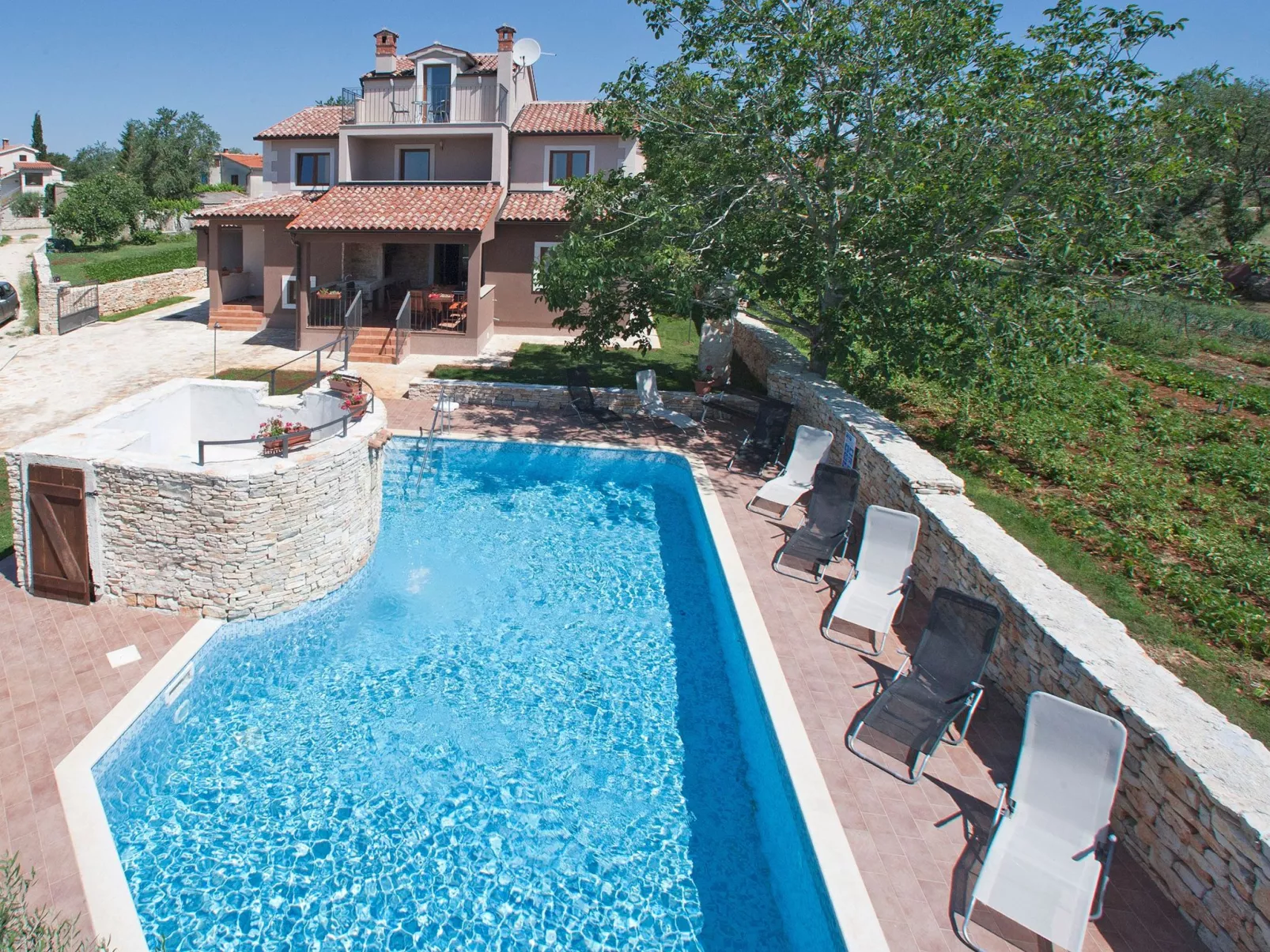 Haus in Cukrići mit privatem Pool-Buiten