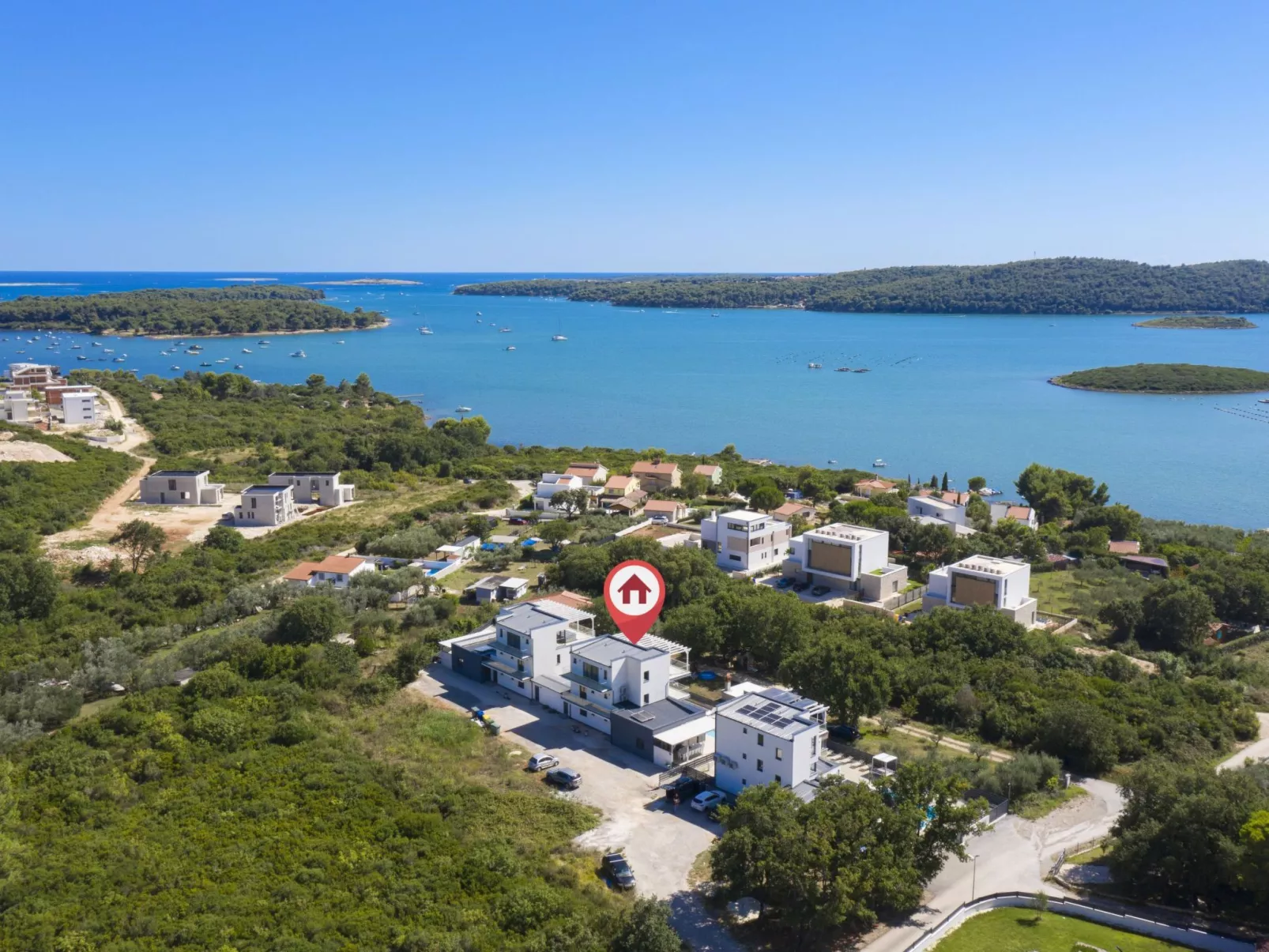 Villa Sole am Meer mit Pool, Sauna, Whirlpool-Buiten