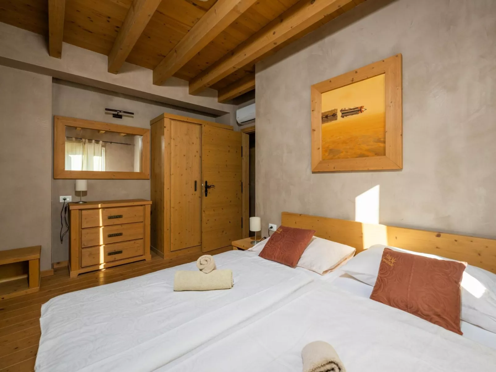 Villa Chiara mit 6 Schlafzimmern in Meeresnähe-Image-tags.info