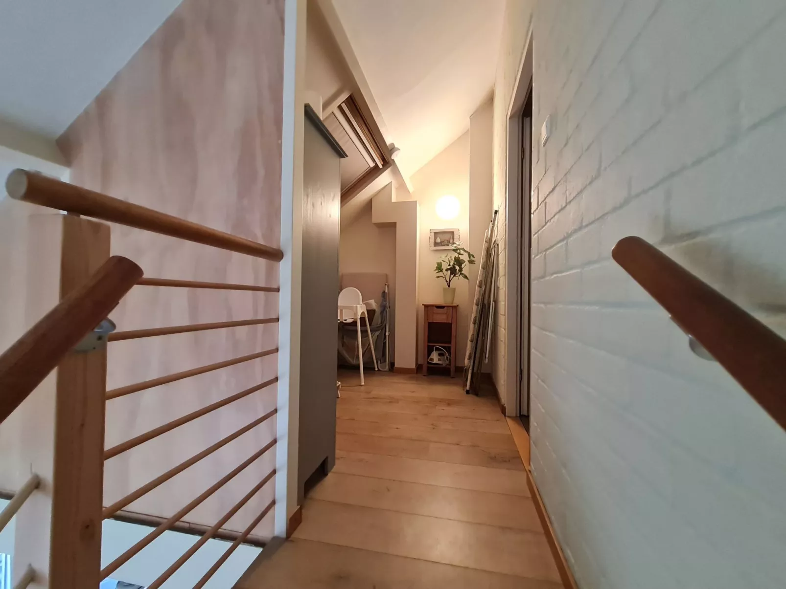 "Buurtweg 121"-Binnen