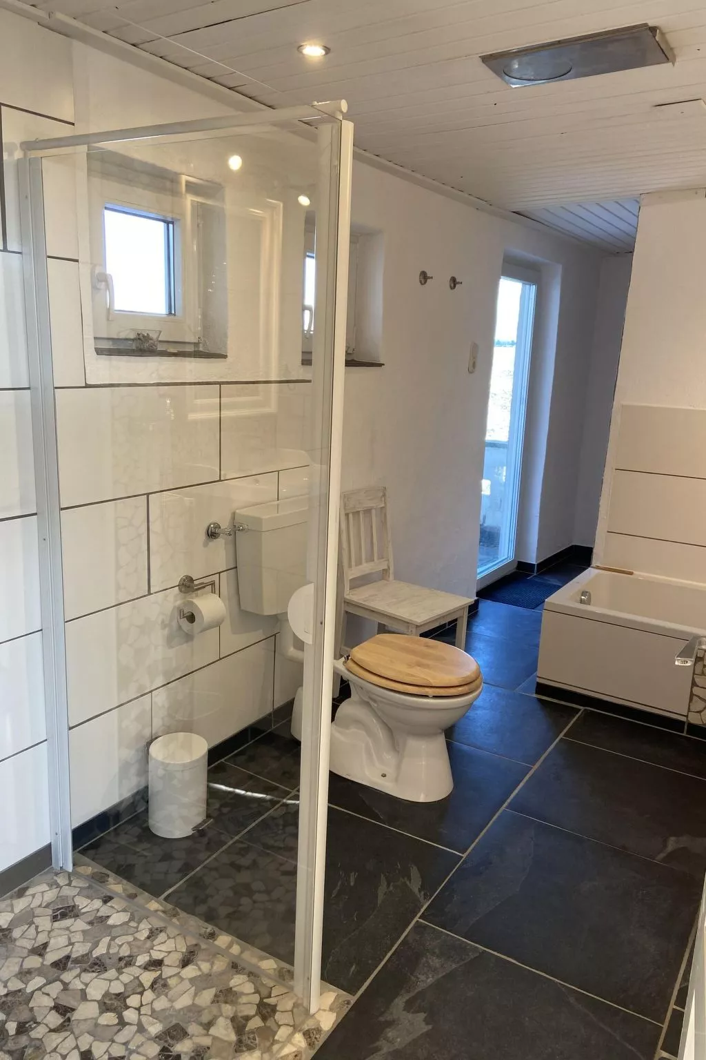 Altes Deichbauernhaus mit Garten-Image-tags.info