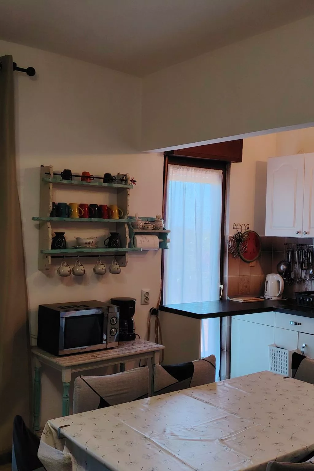 In Vir mit Terrasse und Garten-Binnen