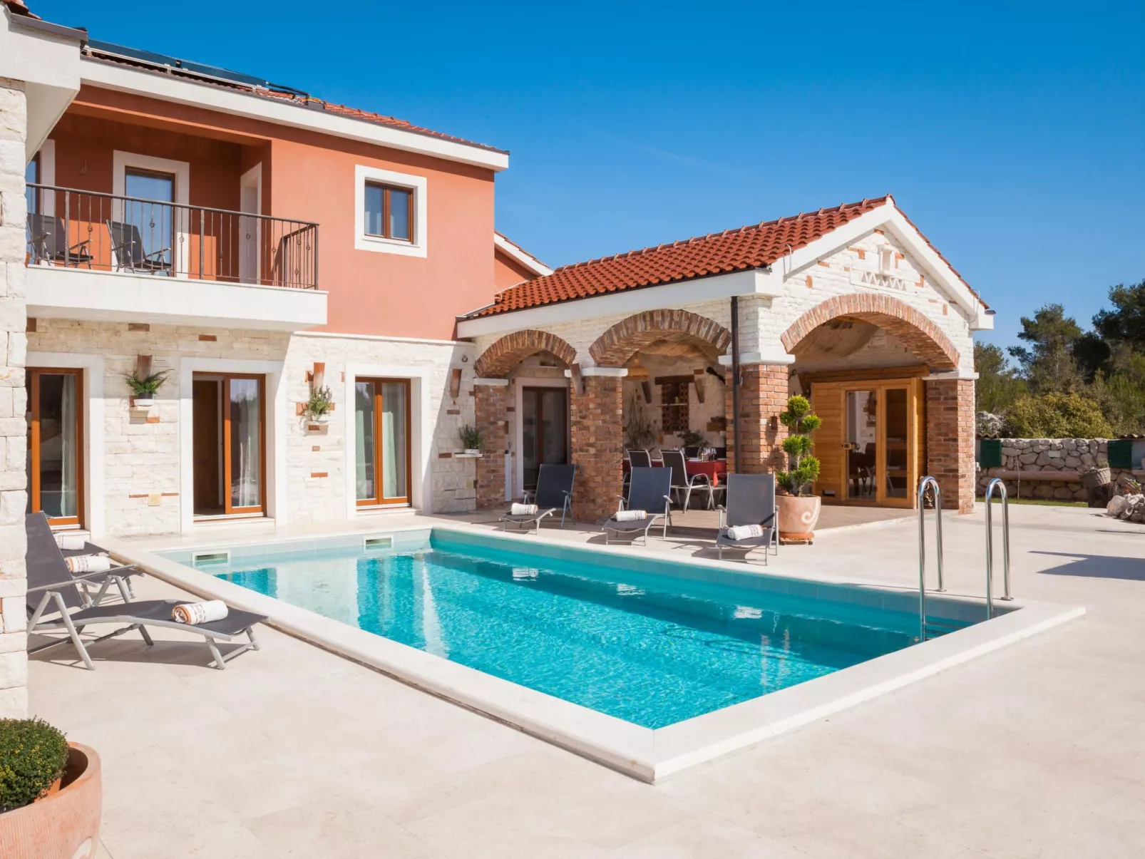 Villa Mittelmeer Paradies-Buiten