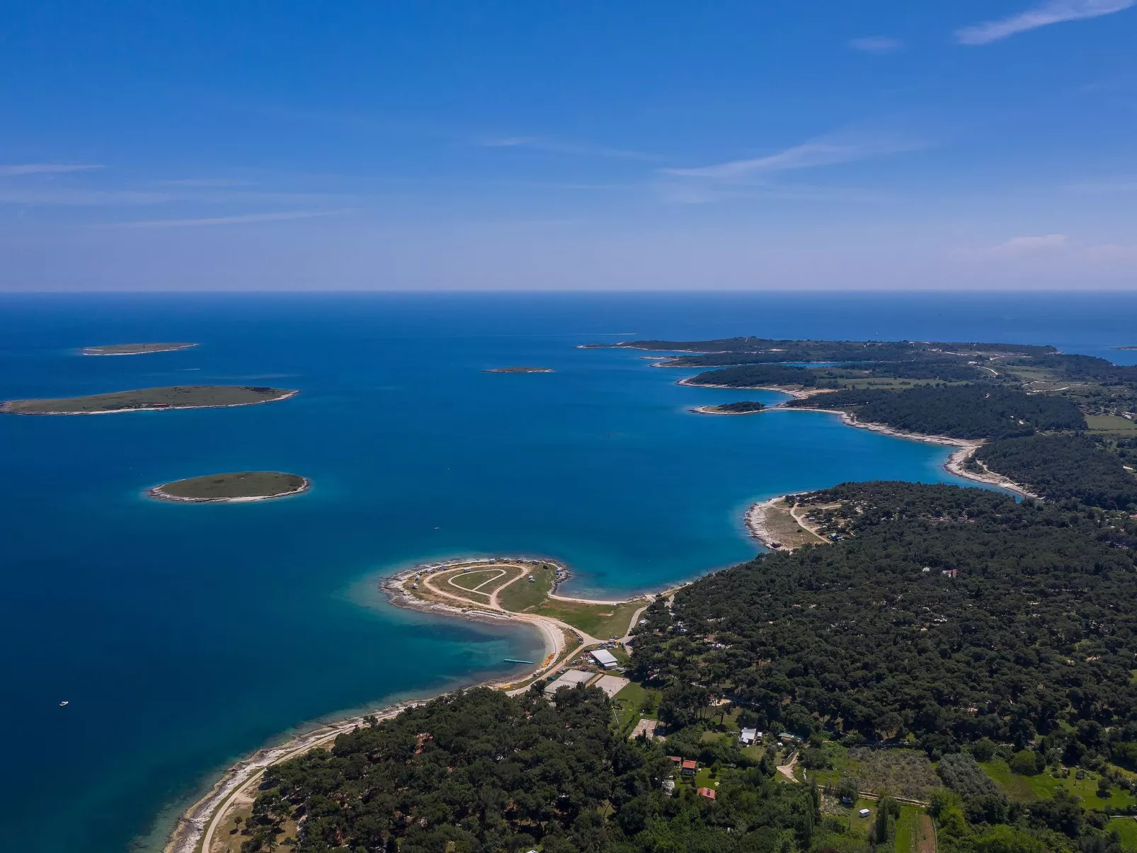 Ferienvilla Sunrise  mit Pool in Premantura-Image-tags.info