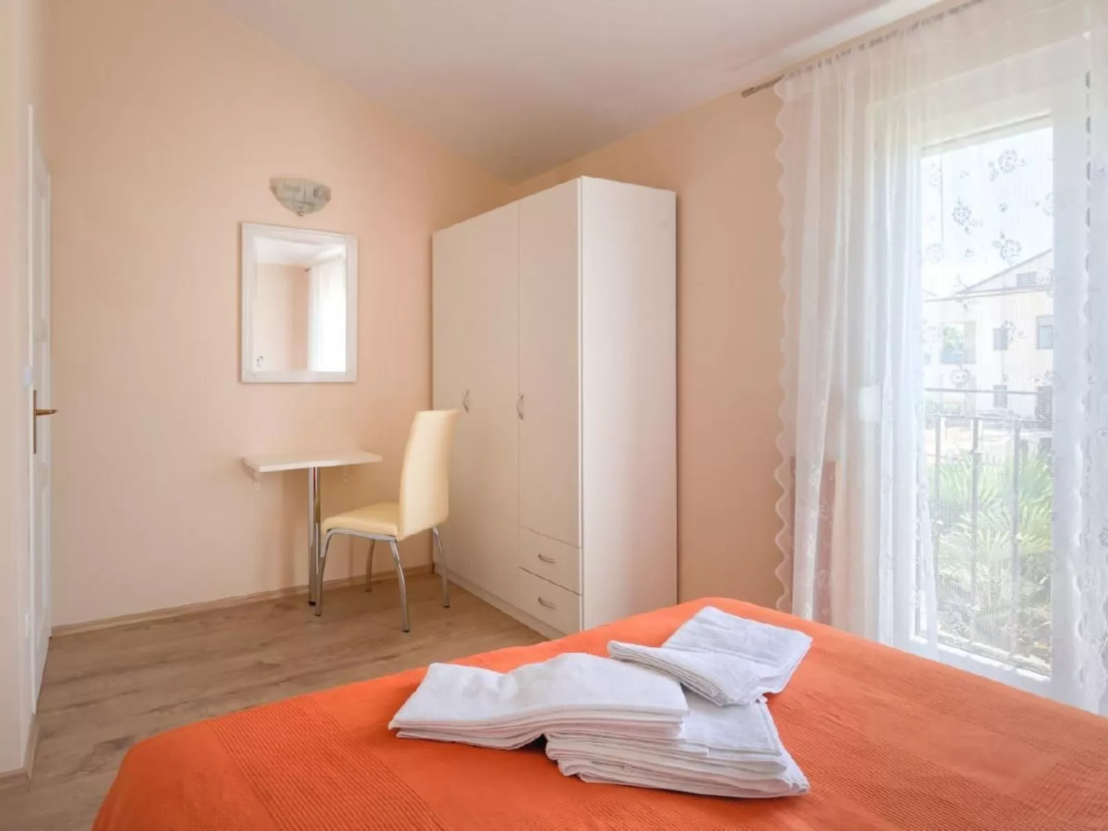 Residence Paradiso 2-Binnen