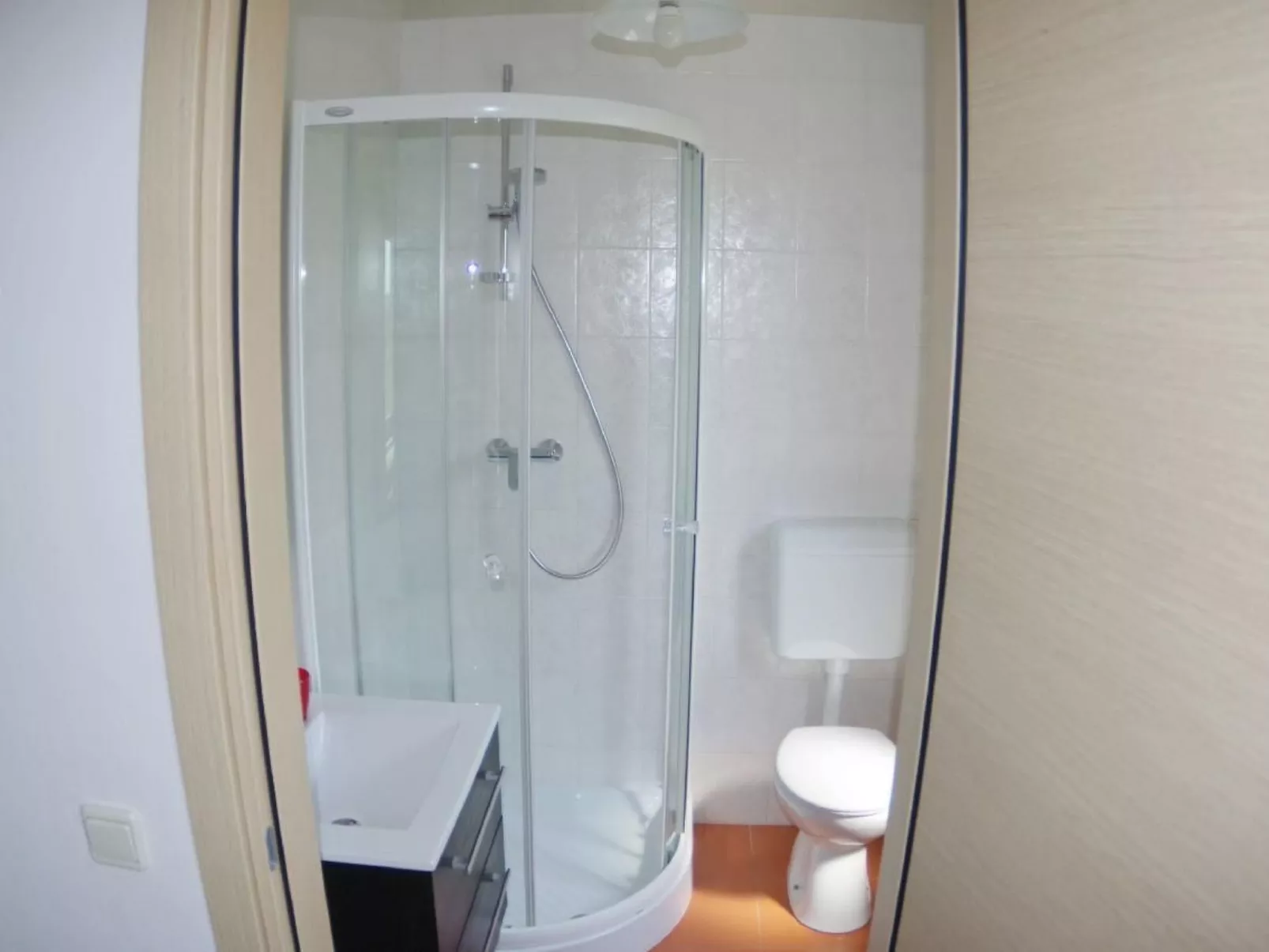 Mit privatem Pool in Vinkuran-Binnen