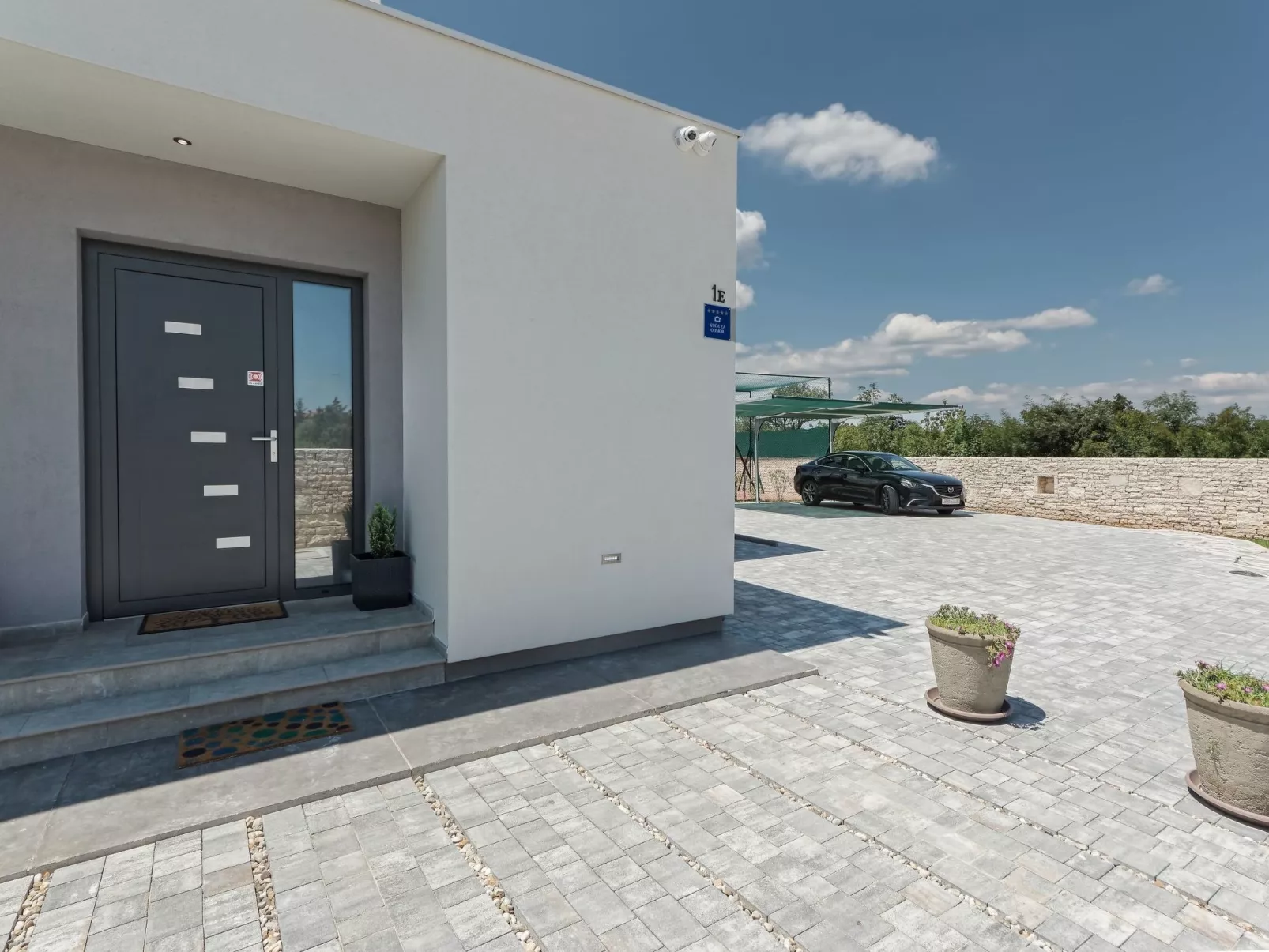 Villa Velika-Image-tags.info