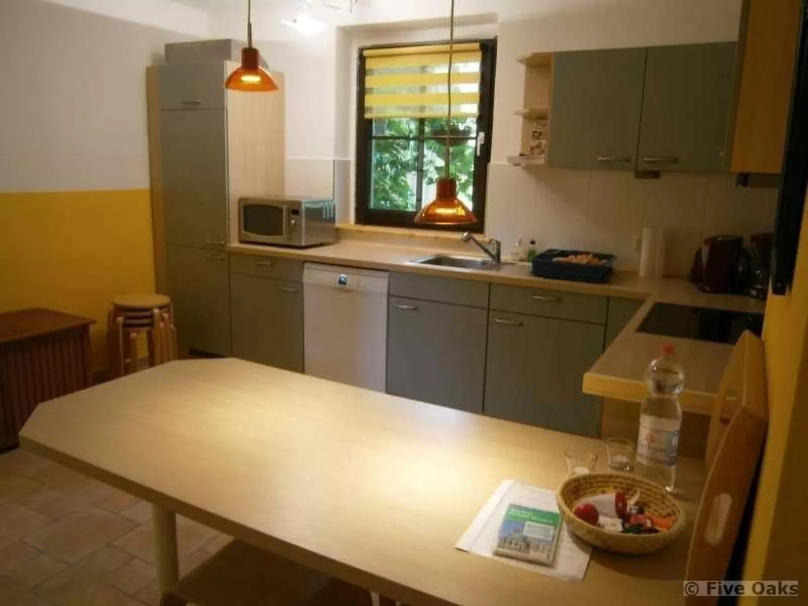 FiveOaks Weiss-Image-tags.info