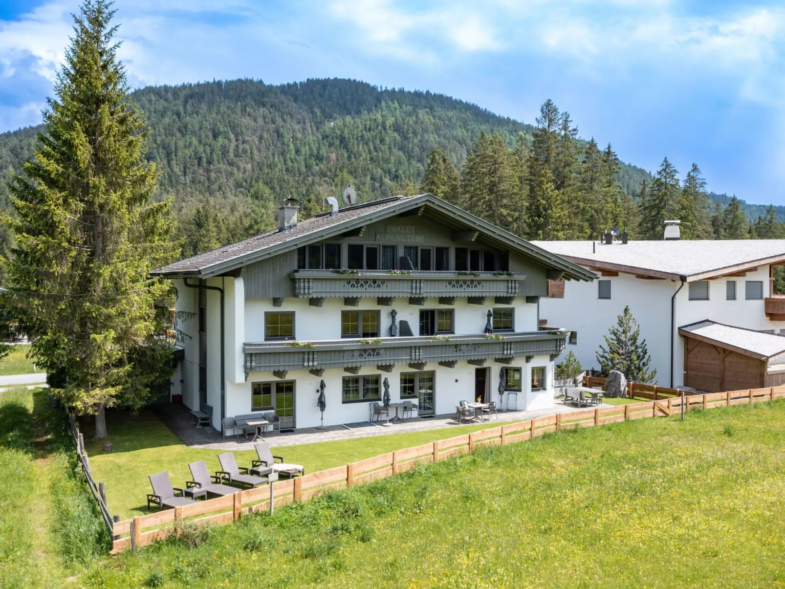 Appartement "Hochgefühl"-Buiten