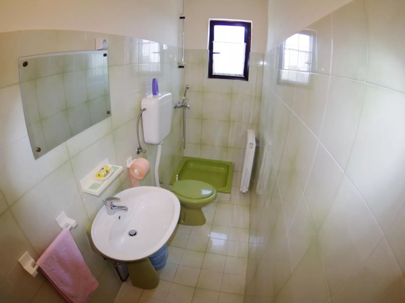 Ruhige Wohnung in dem charmanten Dorf Škitača-Binnen