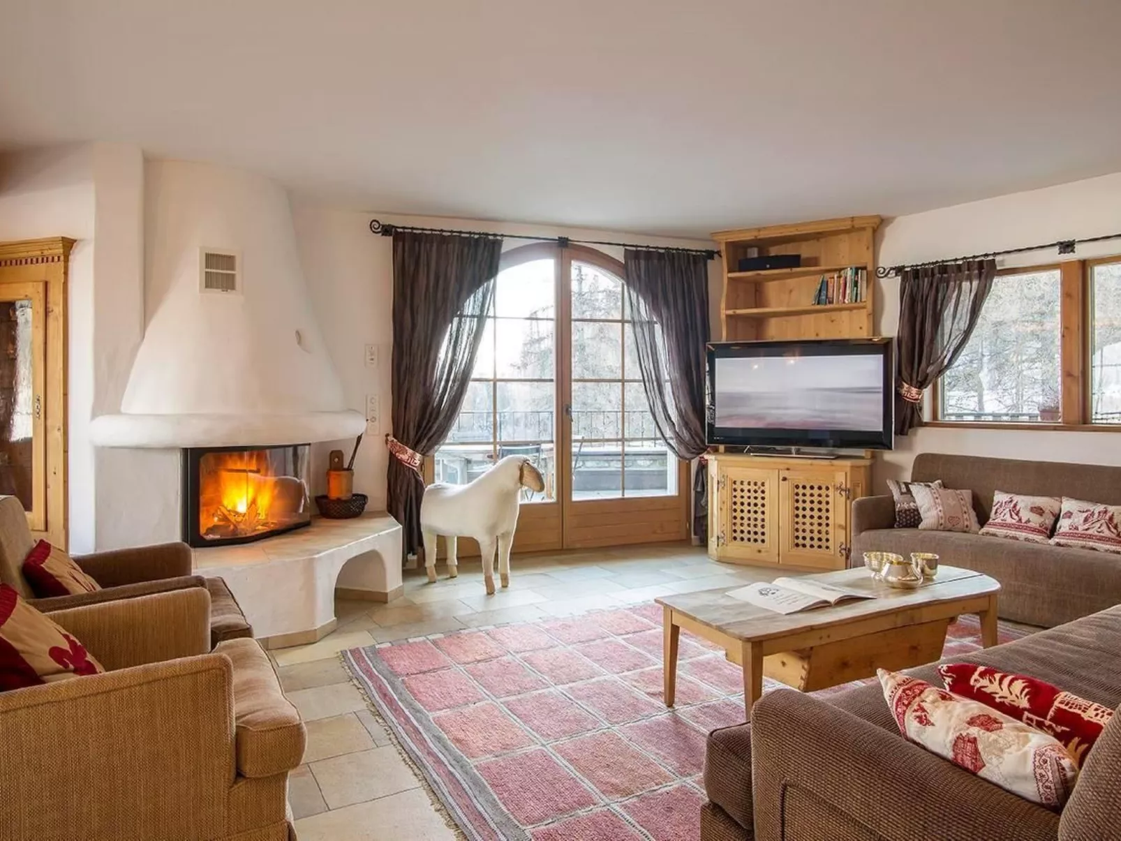 Chesarina Chalet-Binnen