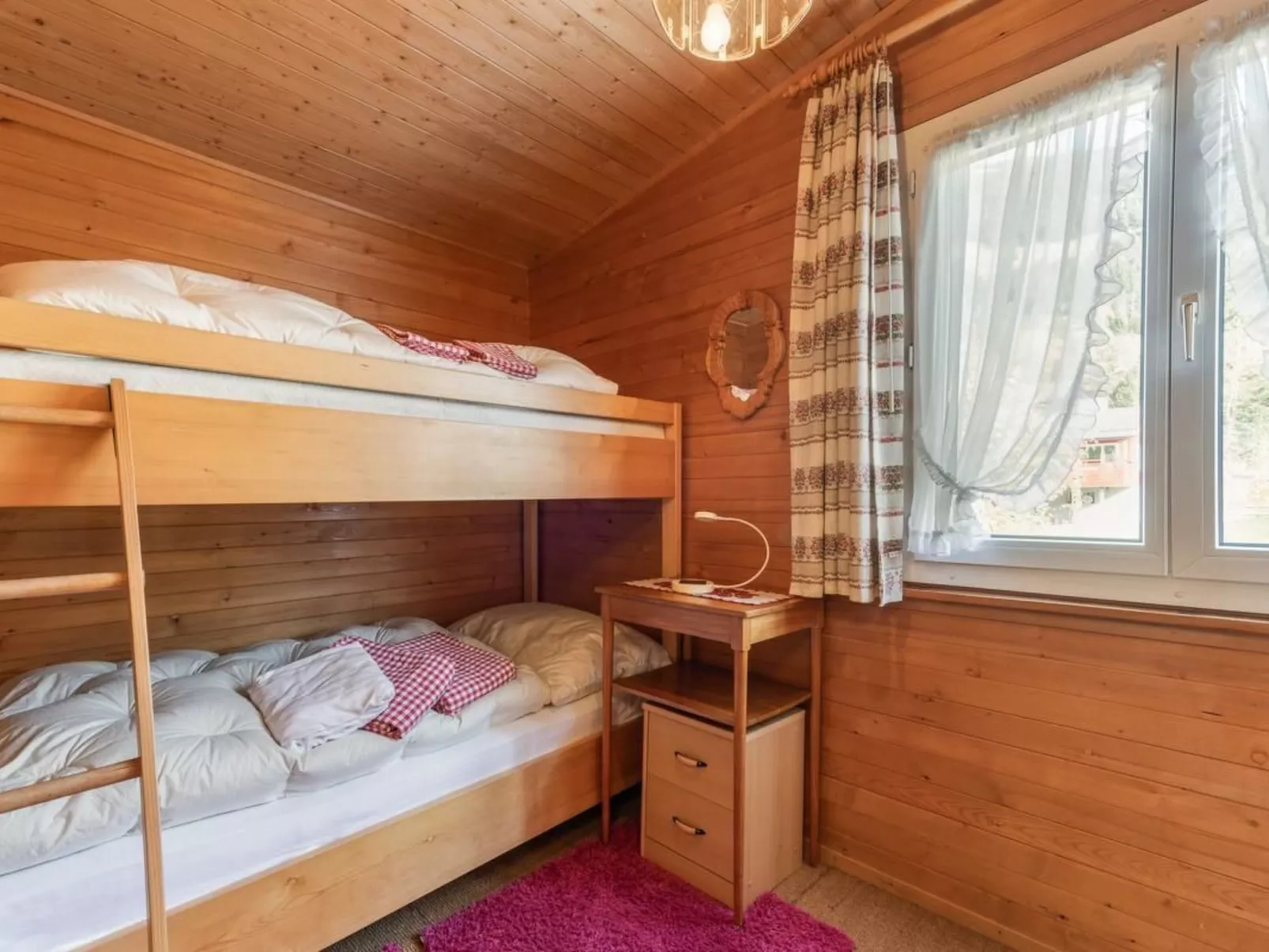 Chalet Doris-Image-tags.info