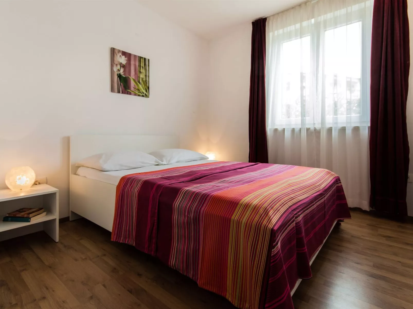 Wohnung mit Terrasse-Binnen