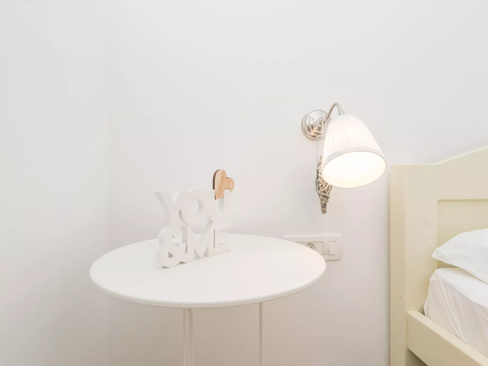 "Ena" mit Blick auf das Wasser-Binnen