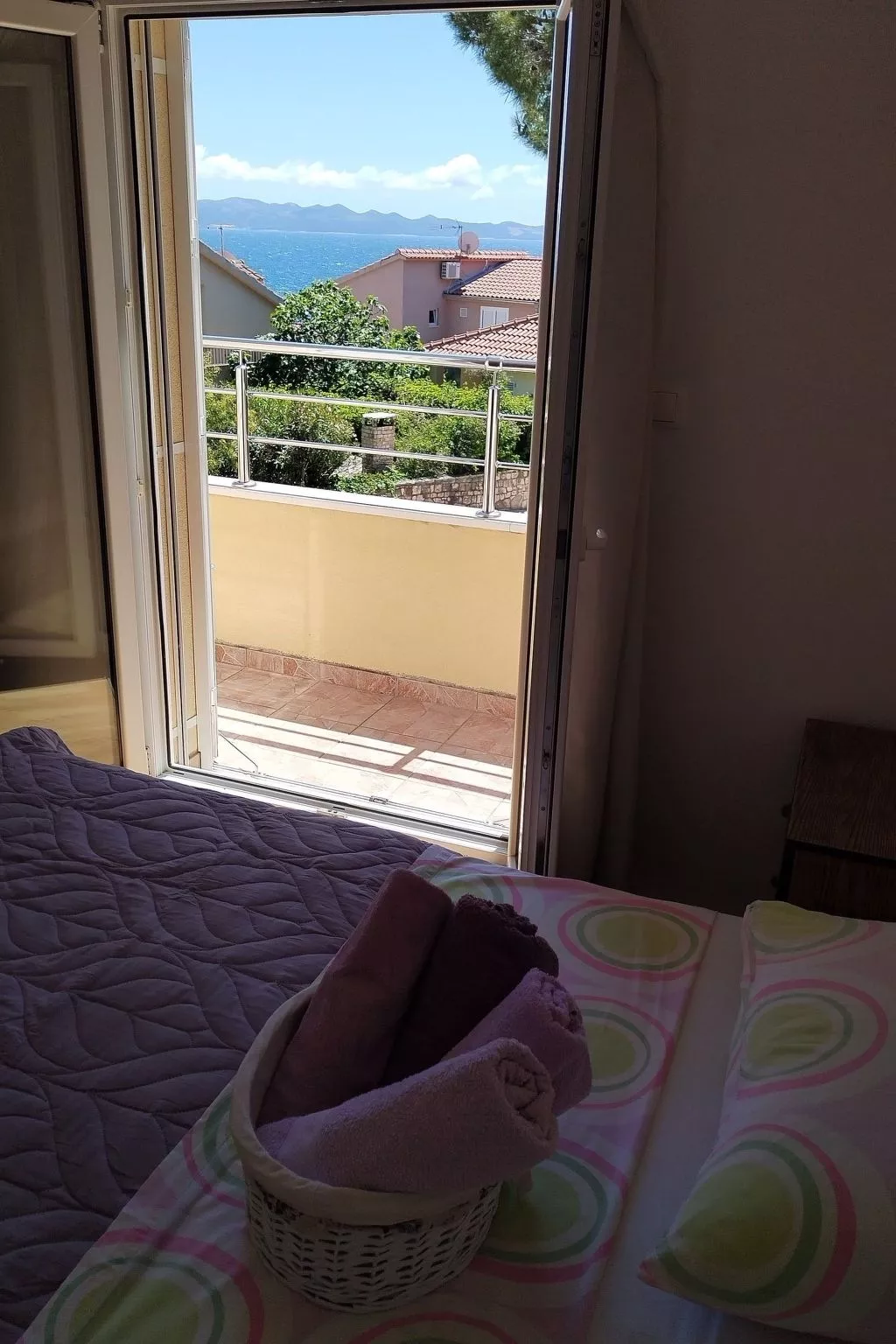 "Lile" mit Blick auf das Wasser-Binnen