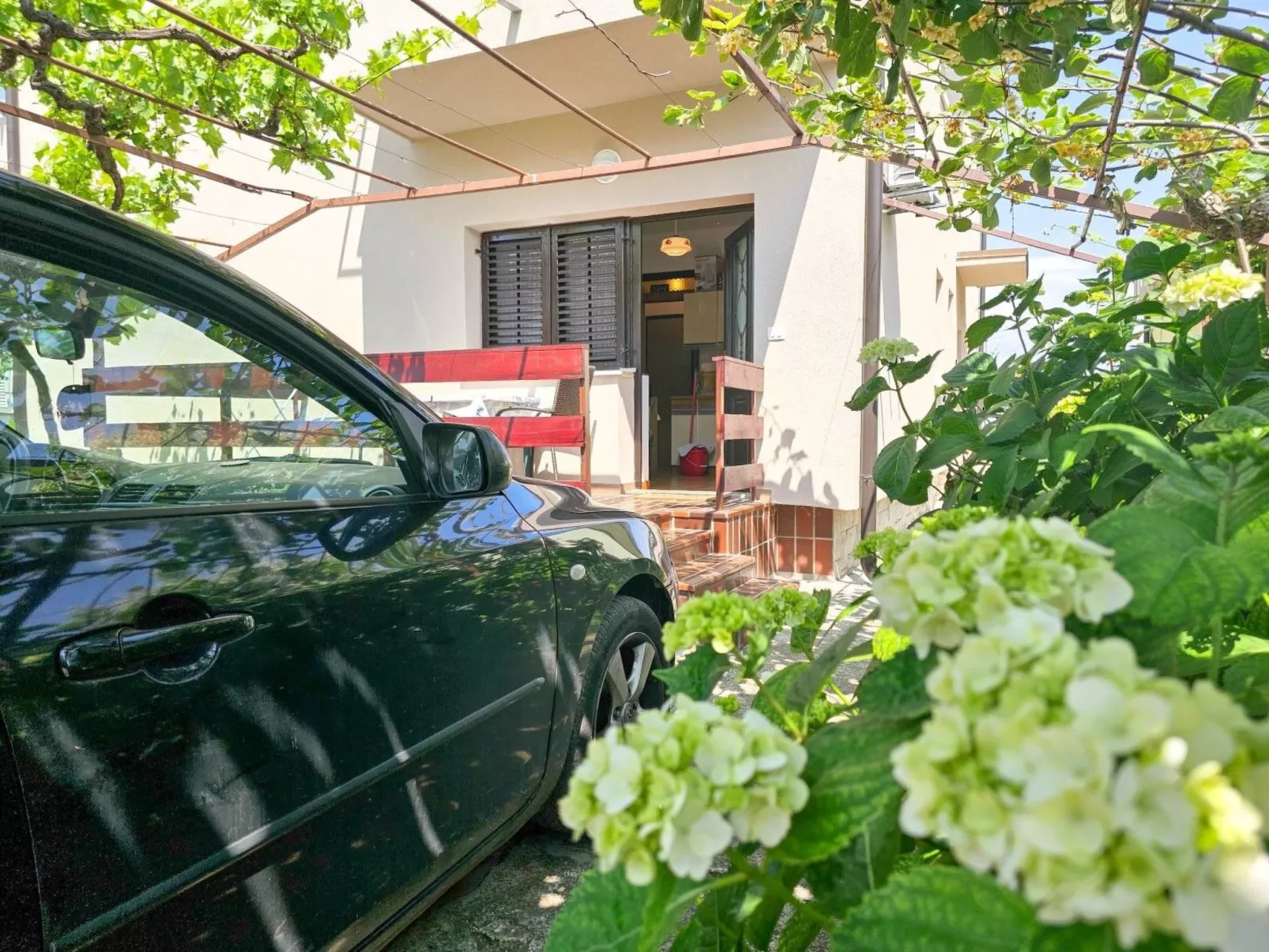 Schöne Ferienwohnung Runko-Buiten